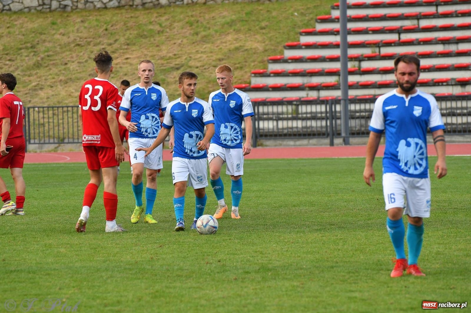 Zdjęcie w galerii na portalu naszraciborz.pl: Piłkarze FC Wrocław Academy napsuli krwi Unitom [FOTO] wiadomości z regionu