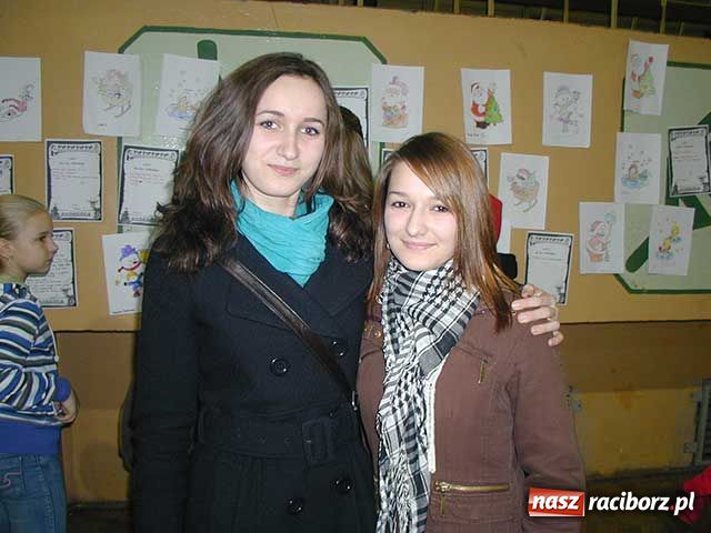 Zdjęcie w galerii na portalu naszraciborz.pl: Rodzinny festyn mikołajkowy w Kuźni wiadomości z regionu