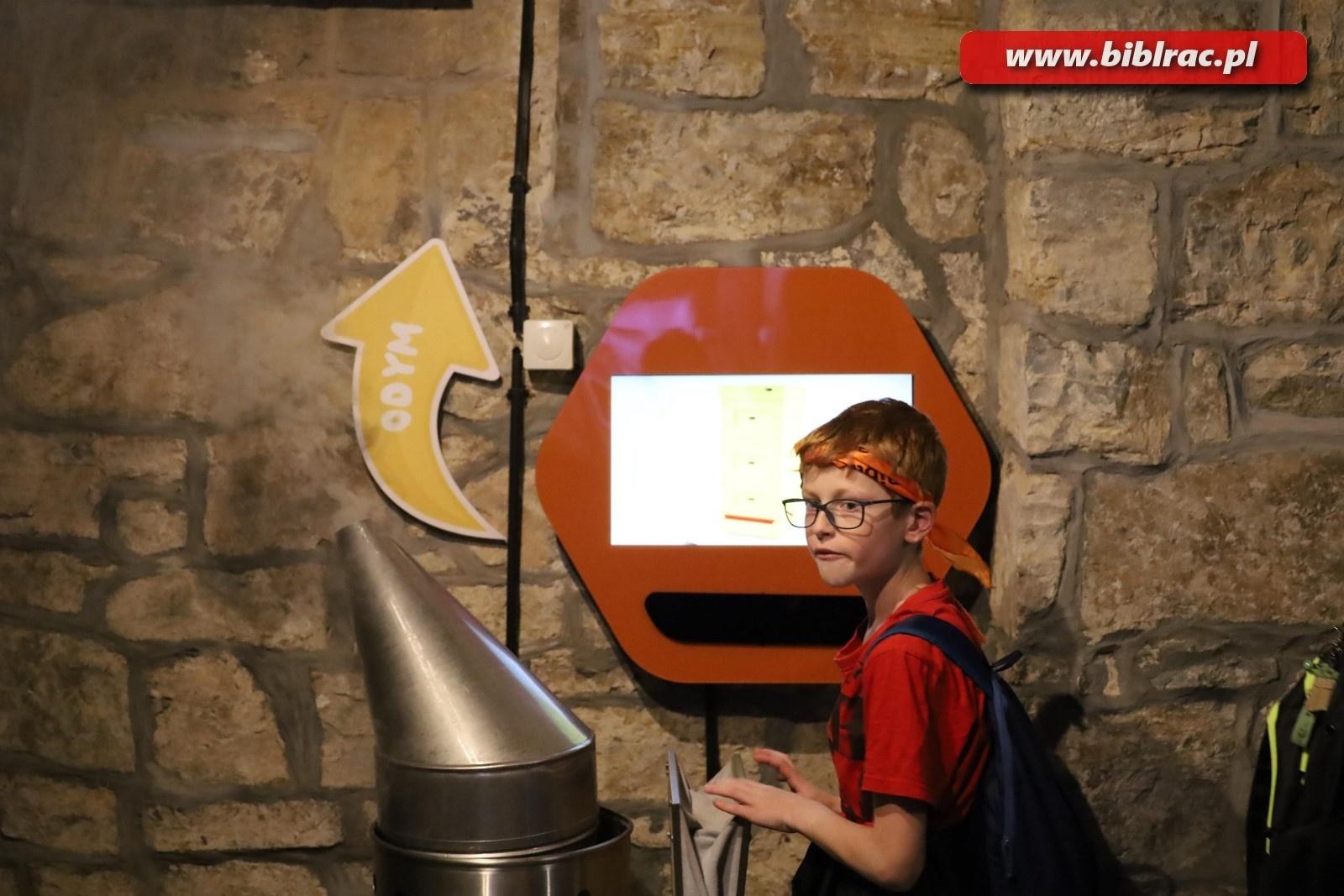 Zdjęcie w galerii na portalu naszraciborz.pl: Mali raciborzanie zawitali do Apilandii wiadomości z regionu