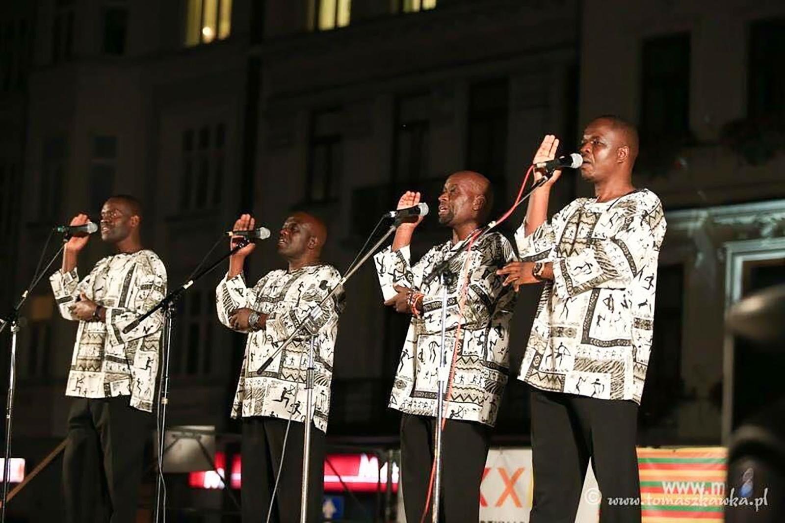 Zdjęcie w galerii na portalu naszraciborz.pl: Śląskie bez granic. Tancerze z Egiptu, Zimbabwe i Wysp Zielonego Przylądka w Raciborzu wiadomości z regionu