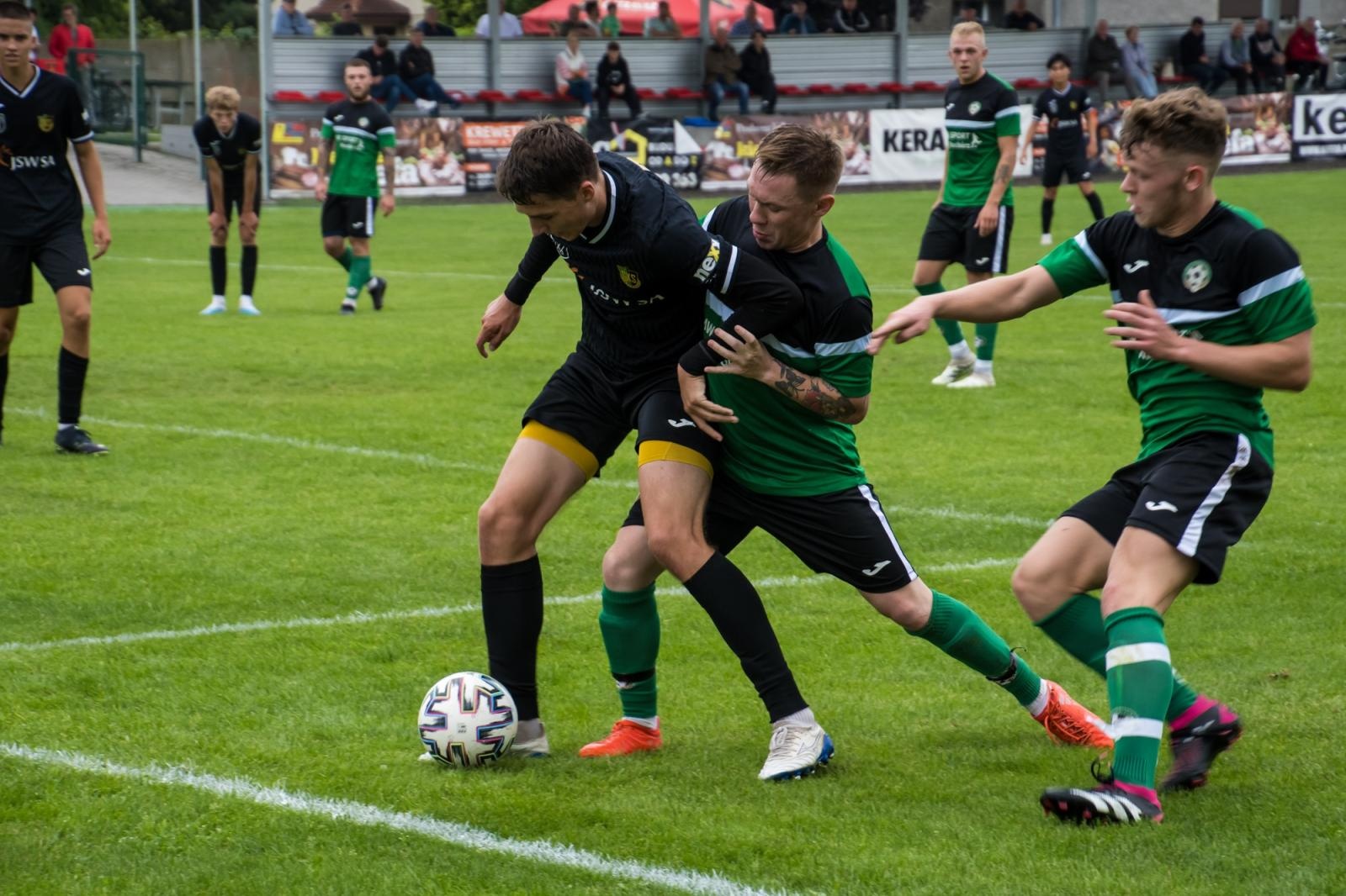 Zdjęcie w galerii na portalu naszraciborz.pl: LKS Tworków w formie przed IV ligą [FOTO i WIDEO] wiadomości z regionu