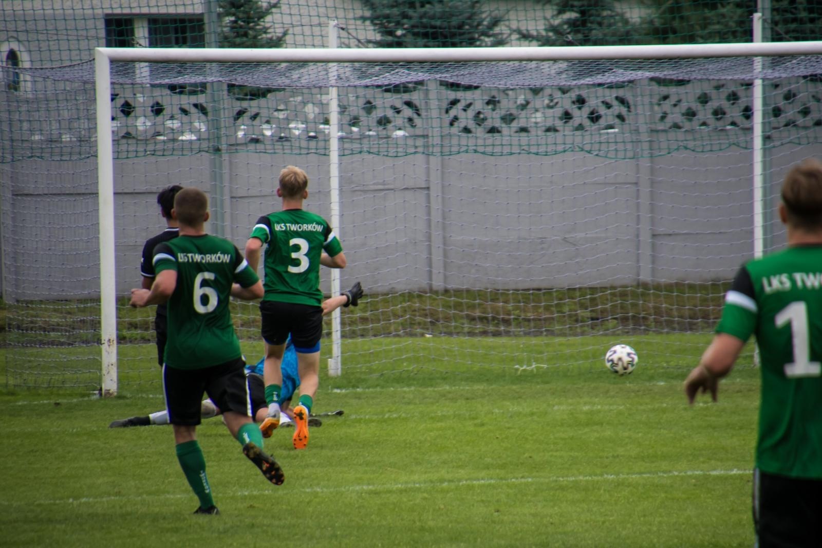 Zdjęcie w galerii na portalu naszraciborz.pl: LKS Tworków w formie przed IV ligą [FOTO i WIDEO] wiadomości z regionu