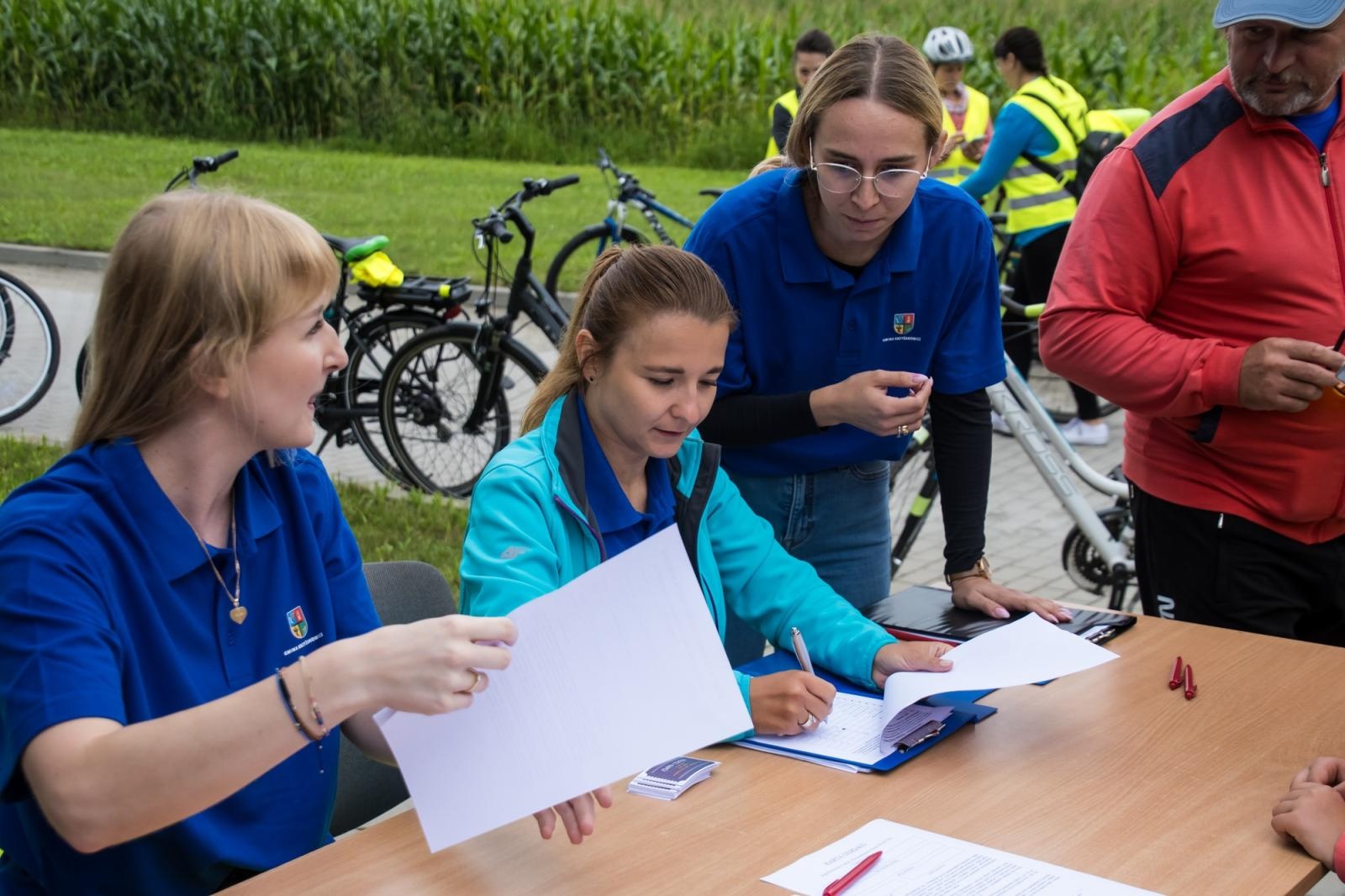 Zdjęcie w galerii na portalu naszraciborz.pl: XII Rodzinny Rajd Rowerowy firmy ALAS Utex i Gminy Krzyżanowice [FOTO i WIDEO] wiadomości z regionu