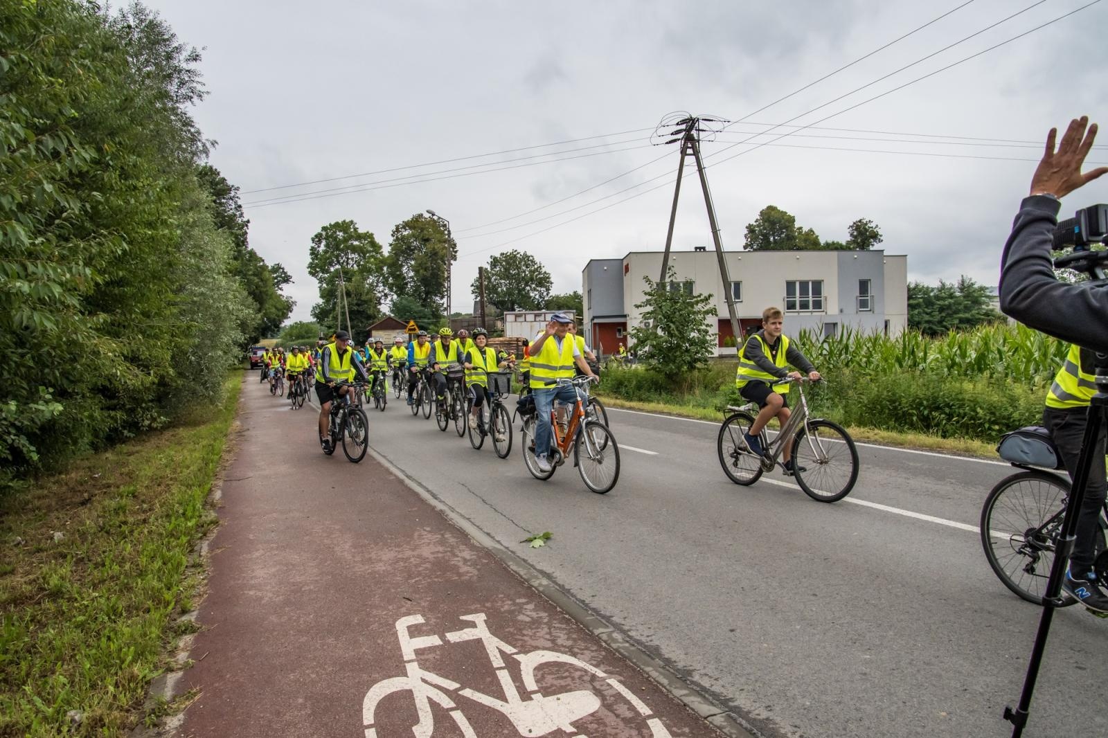 Zdjęcie w galerii na portalu naszraciborz.pl: XII Rodzinny Rajd Rowerowy firmy ALAS Utex i Gminy Krzyżanowice [FOTO i WIDEO] wiadomości z regionu
