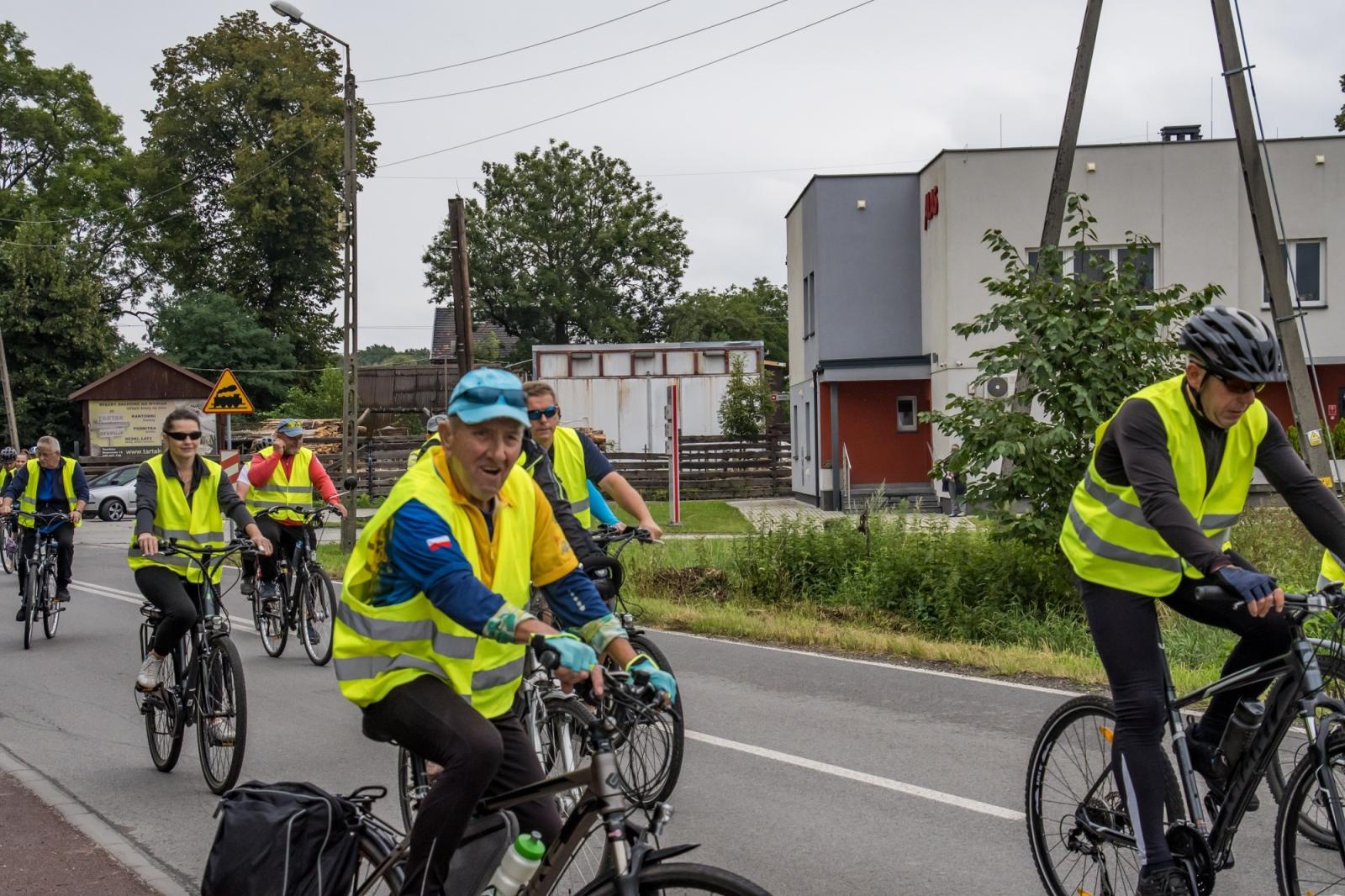 Zdjęcie w galerii na portalu naszraciborz.pl: XII Rodzinny Rajd Rowerowy firmy ALAS Utex i Gminy Krzyżanowice [FOTO i WIDEO] wiadomości z regionu