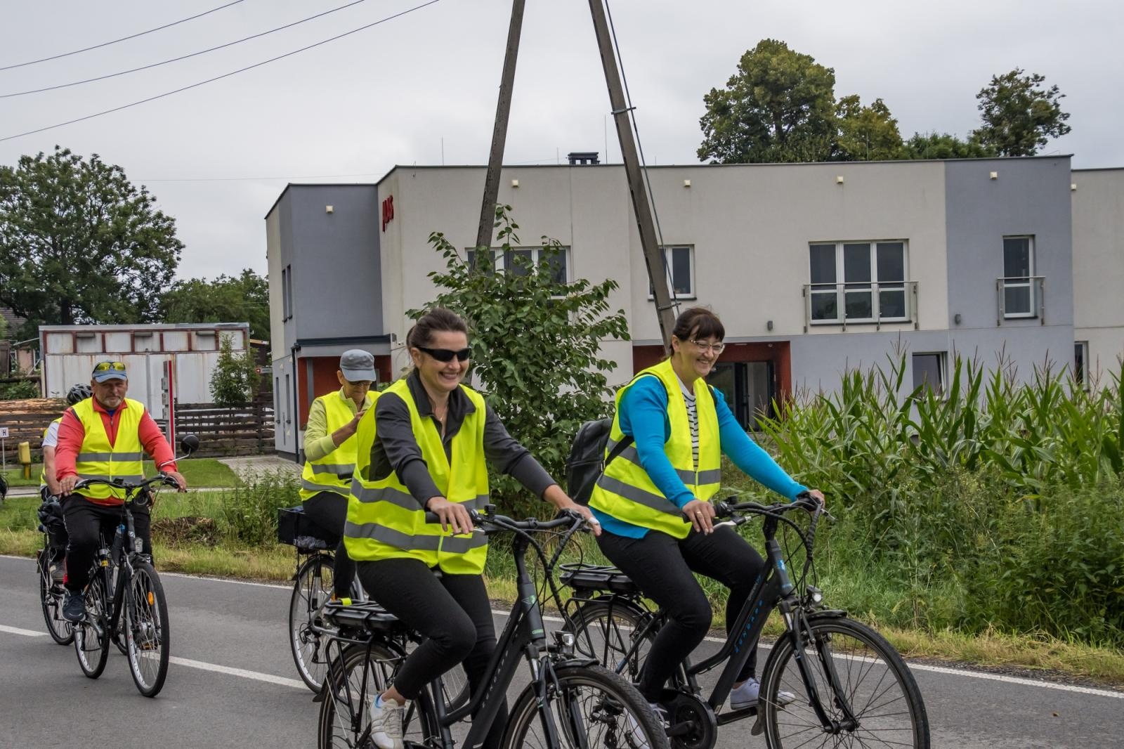 Zdjęcie w galerii na portalu naszraciborz.pl: XII Rodzinny Rajd Rowerowy firmy ALAS Utex i Gminy Krzyżanowice [FOTO i WIDEO] wiadomości z regionu