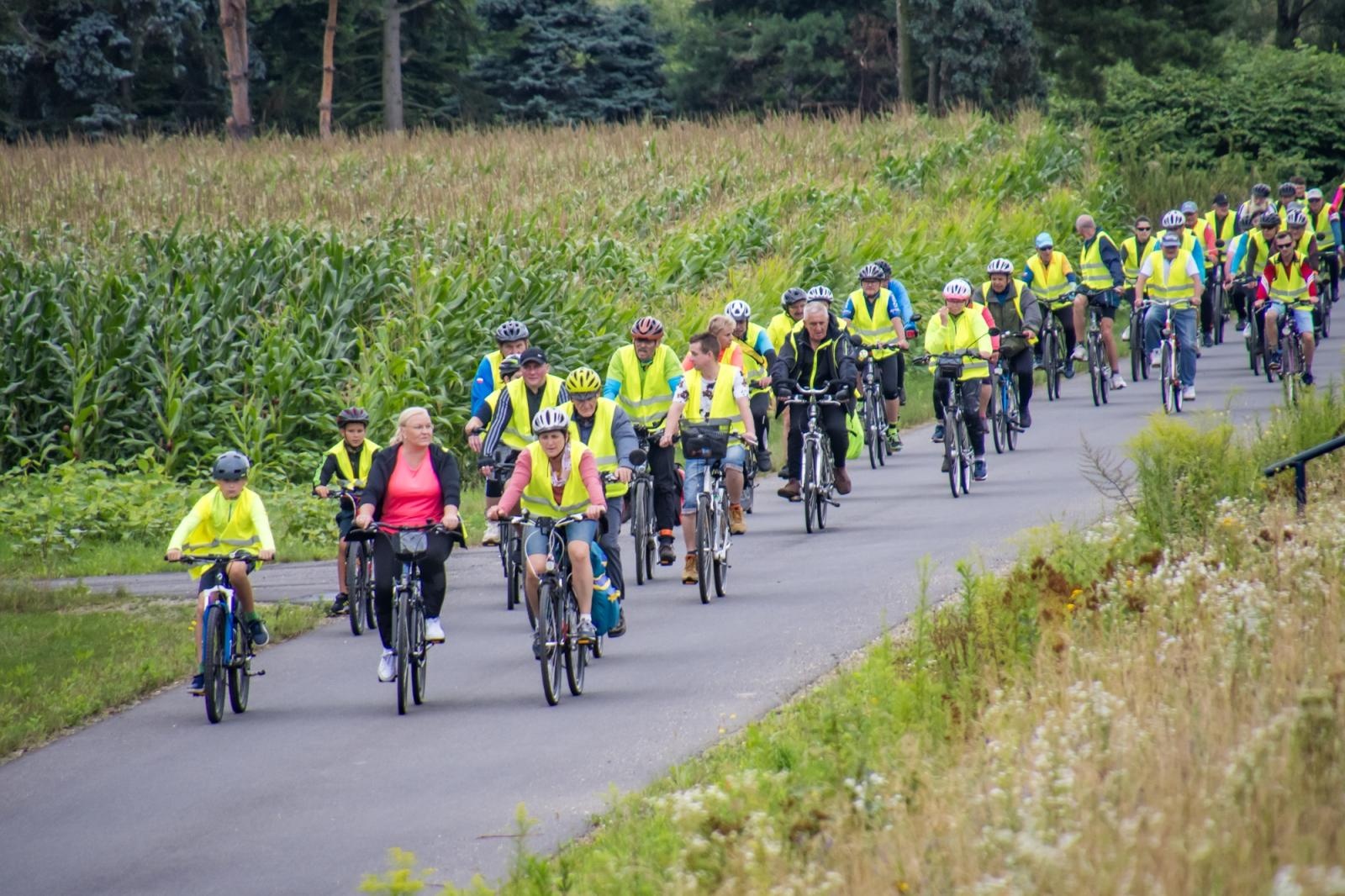 Zdjęcie w galerii na portalu naszraciborz.pl: XII Rodzinny Rajd Rowerowy firmy ALAS Utex i Gminy Krzyżanowice [FOTO i WIDEO] wiadomości z regionu