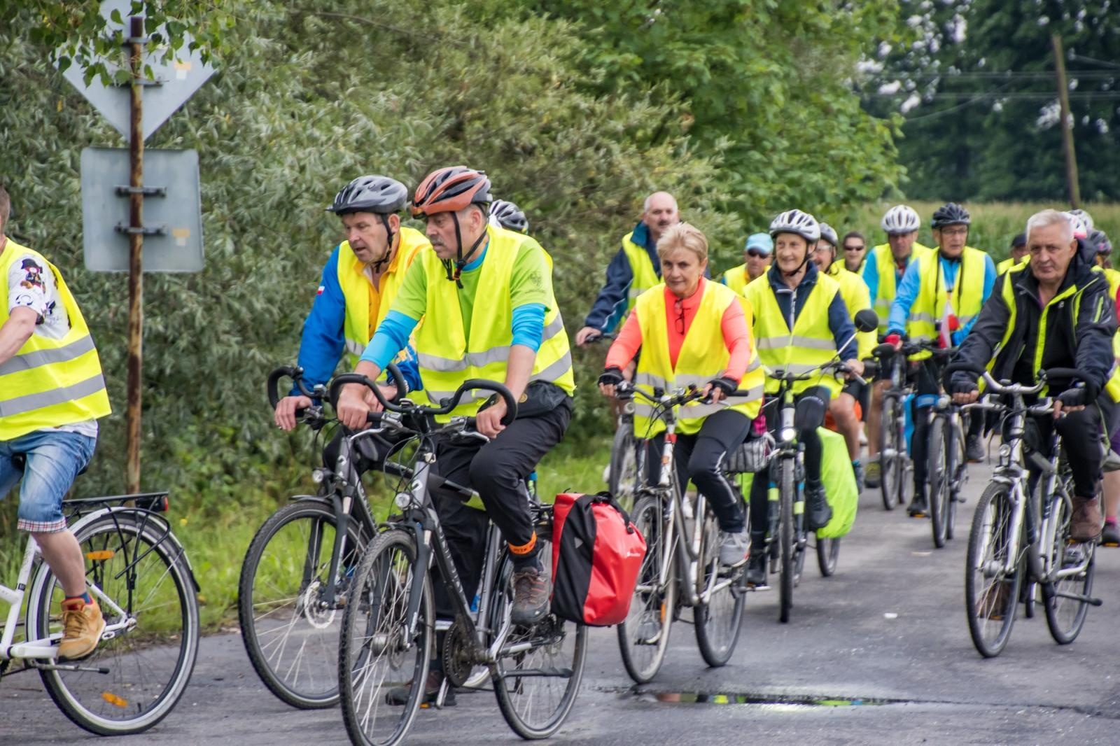 Zdjęcie w galerii na portalu naszraciborz.pl: XII Rodzinny Rajd Rowerowy firmy ALAS Utex i Gminy Krzyżanowice [FOTO i WIDEO] wiadomości z regionu