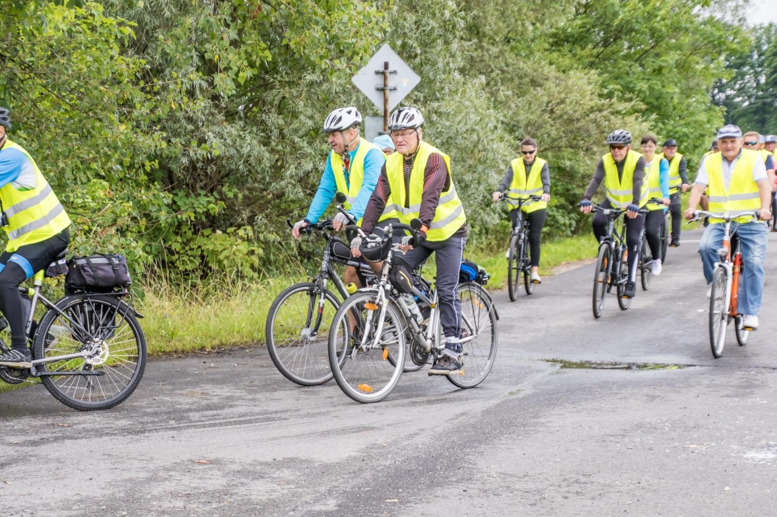 Zdjęcie w galerii na portalu naszraciborz.pl: XII Rodzinny Rajd Rowerowy firmy ALAS Utex i Gminy Krzyżanowice [FOTO i WIDEO] wiadomości z regionu