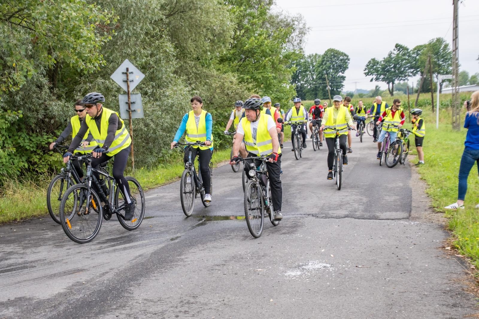 Zdjęcie w galerii na portalu naszraciborz.pl: XII Rodzinny Rajd Rowerowy firmy ALAS Utex i Gminy Krzyżanowice [FOTO i WIDEO] wiadomości z regionu