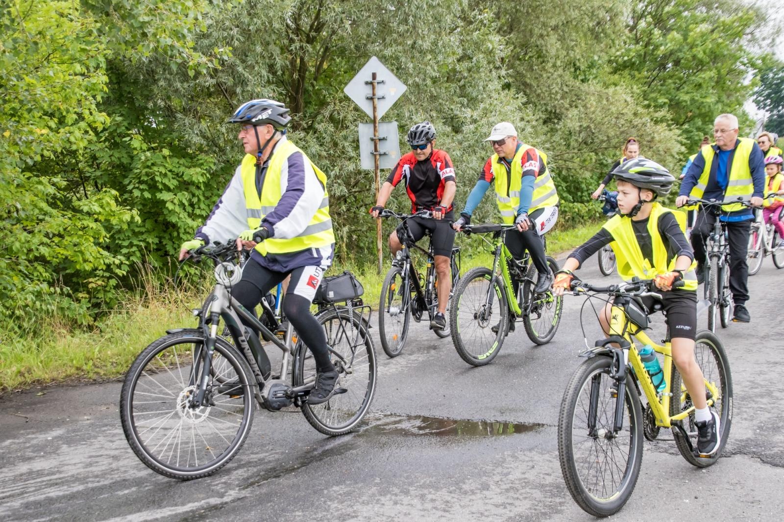 Zdjęcie w galerii na portalu naszraciborz.pl: XII Rodzinny Rajd Rowerowy firmy ALAS Utex i Gminy Krzyżanowice [FOTO i WIDEO] wiadomości z regionu