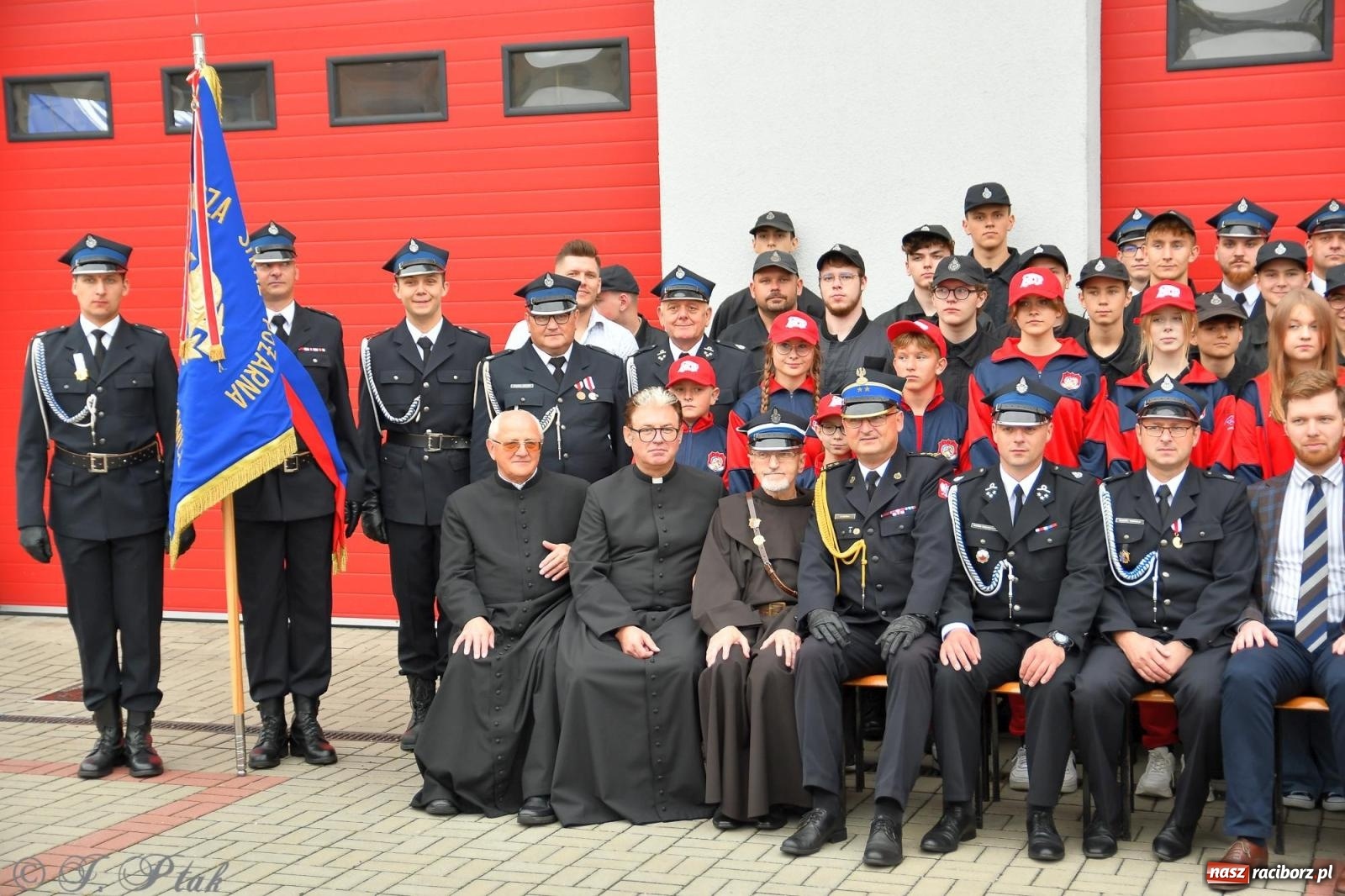 Zdjęcie w galerii na portalu naszraciborz.pl: OSP Racibórz-Markowice świętuje 120-lecie [FOTO i WIDEO] wiadomości z regionu