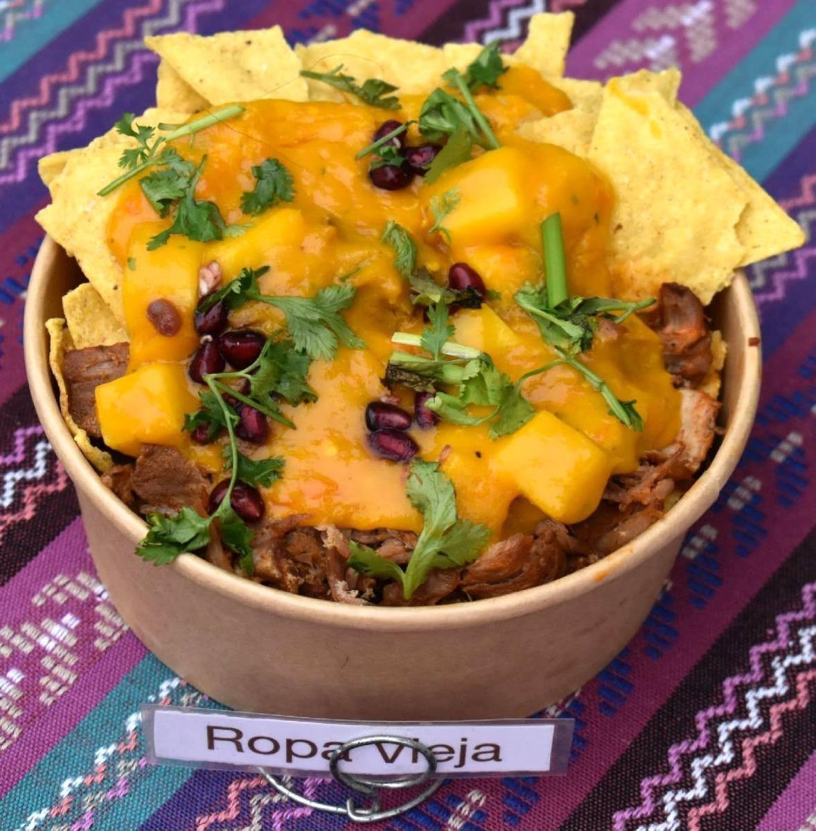 Zdjęcie w galerii na portalu naszraciborz.pl: Na Zamku Piastowskim trwa dwudniowy piknik kulinarny wiadomości z regionu