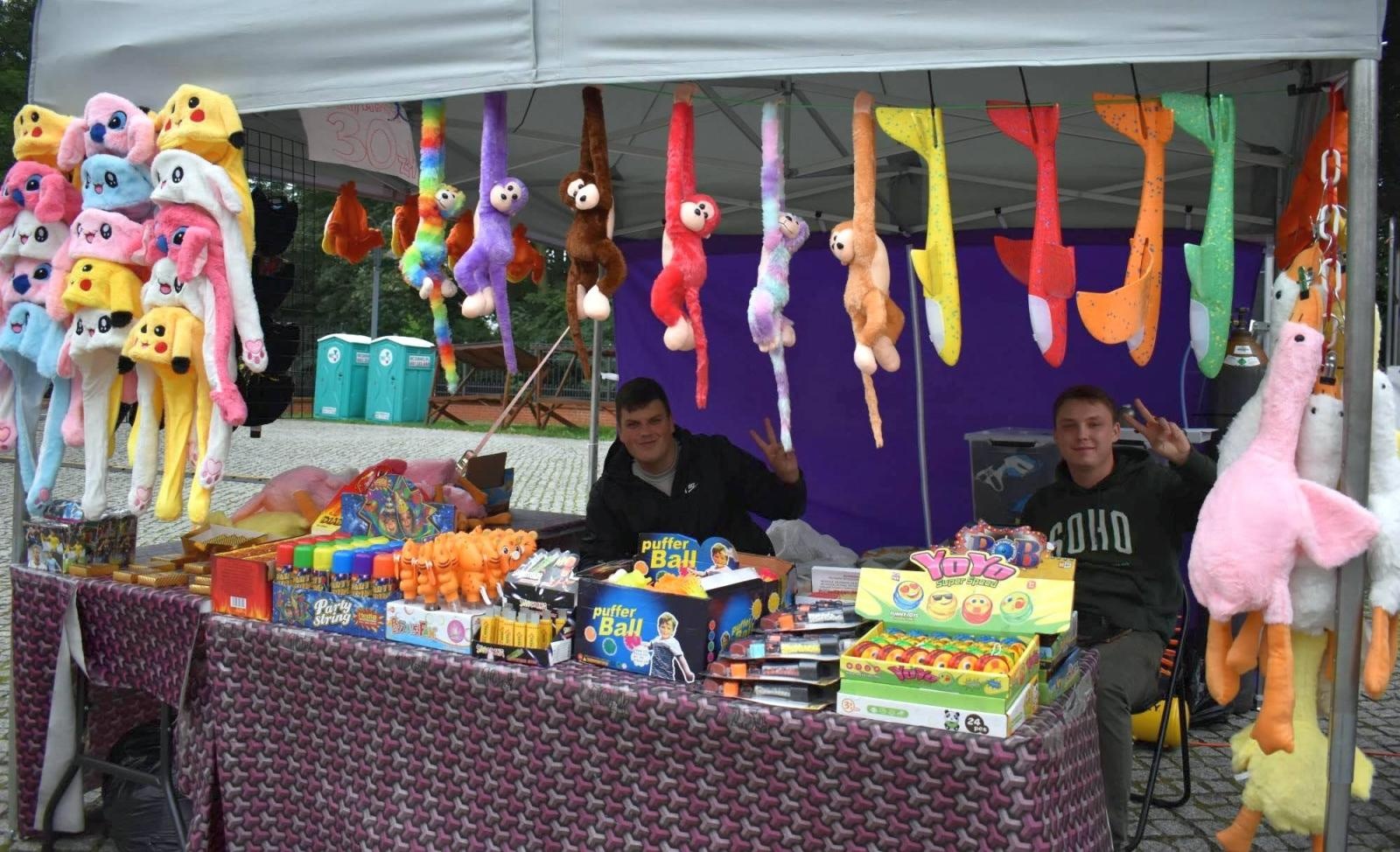 Zdjęcie w galerii na portalu naszraciborz.pl: Na Zamku Piastowskim trwa dwudniowy piknik kulinarny wiadomości z regionu