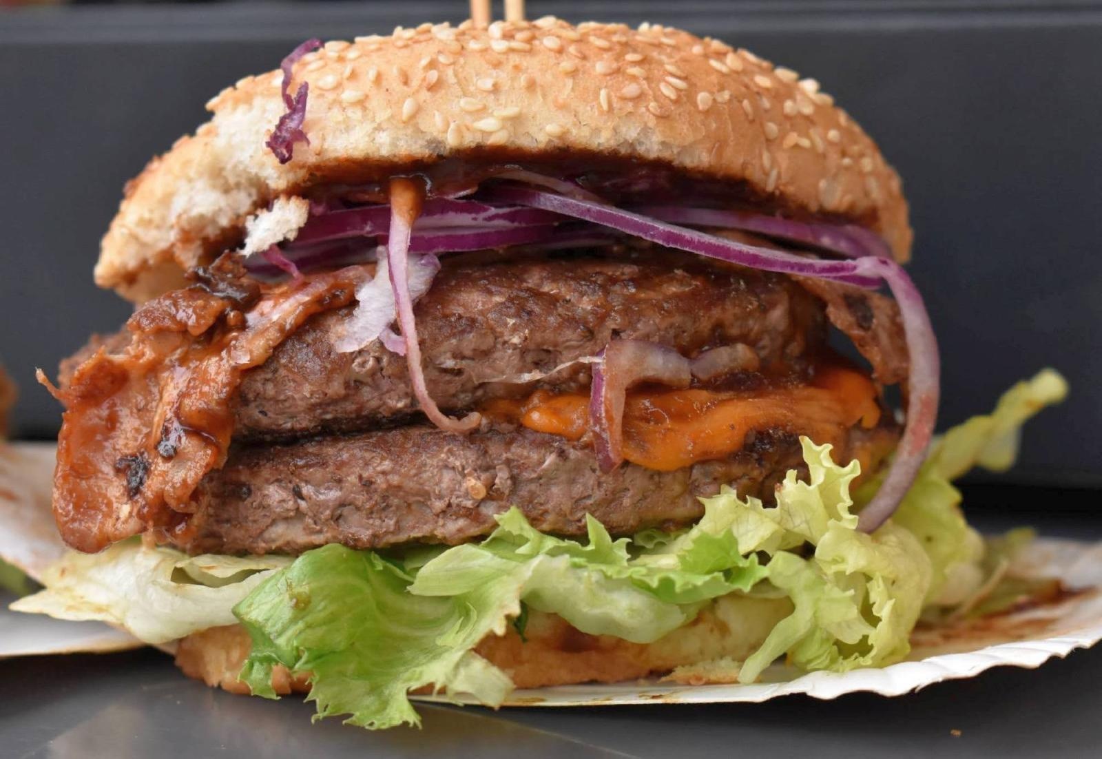 Zdjęcie w galerii na portalu naszraciborz.pl: Na Zamku Piastowskim trwa dwudniowy piknik kulinarny wiadomości z regionu