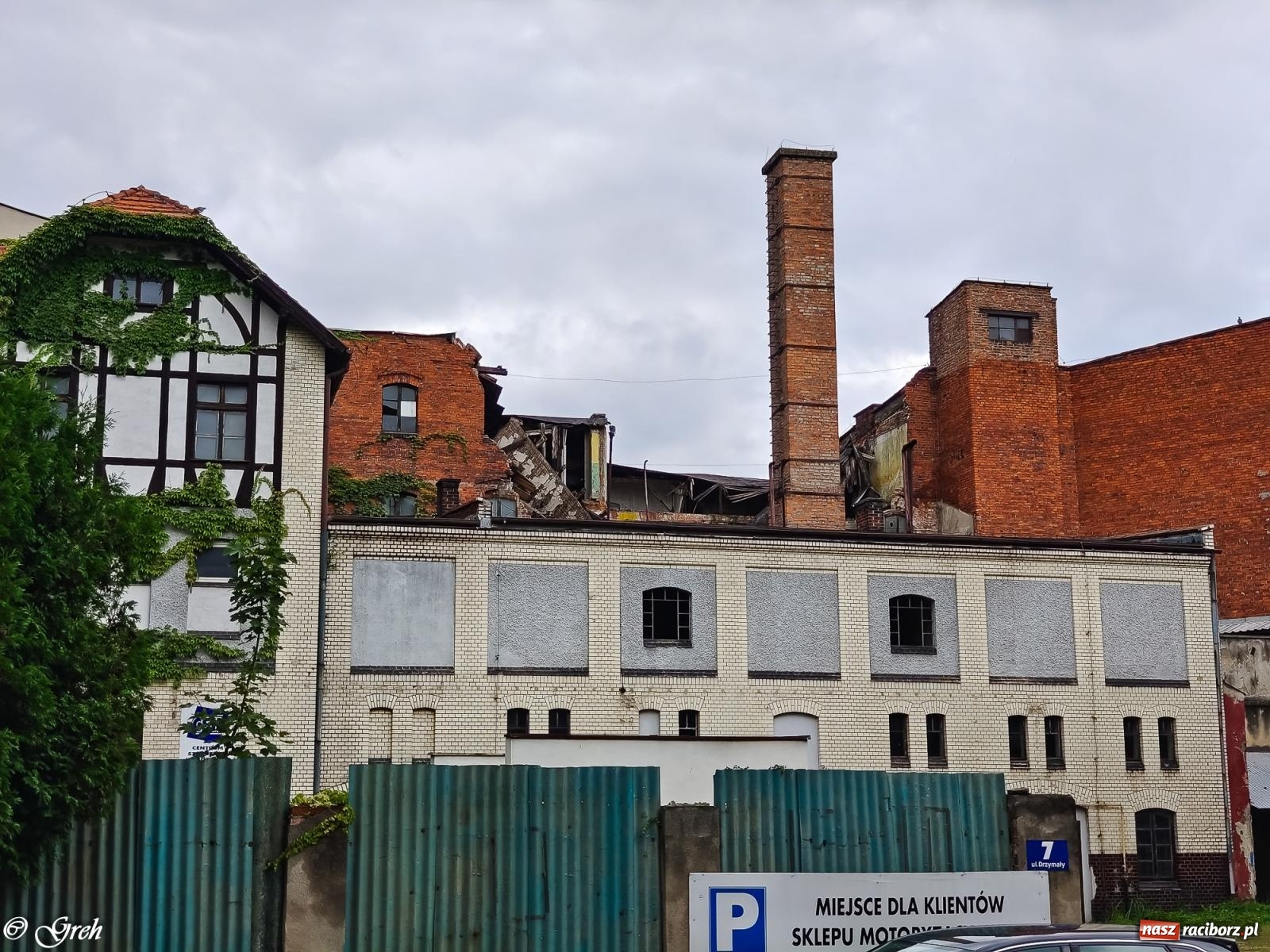 Zdjęcie w galerii na portalu naszraciborz.pl: Dobra i zła wiadomość. Miejska konserwator o odbudowie starej winiarni i szpitala wiadomości z regionu