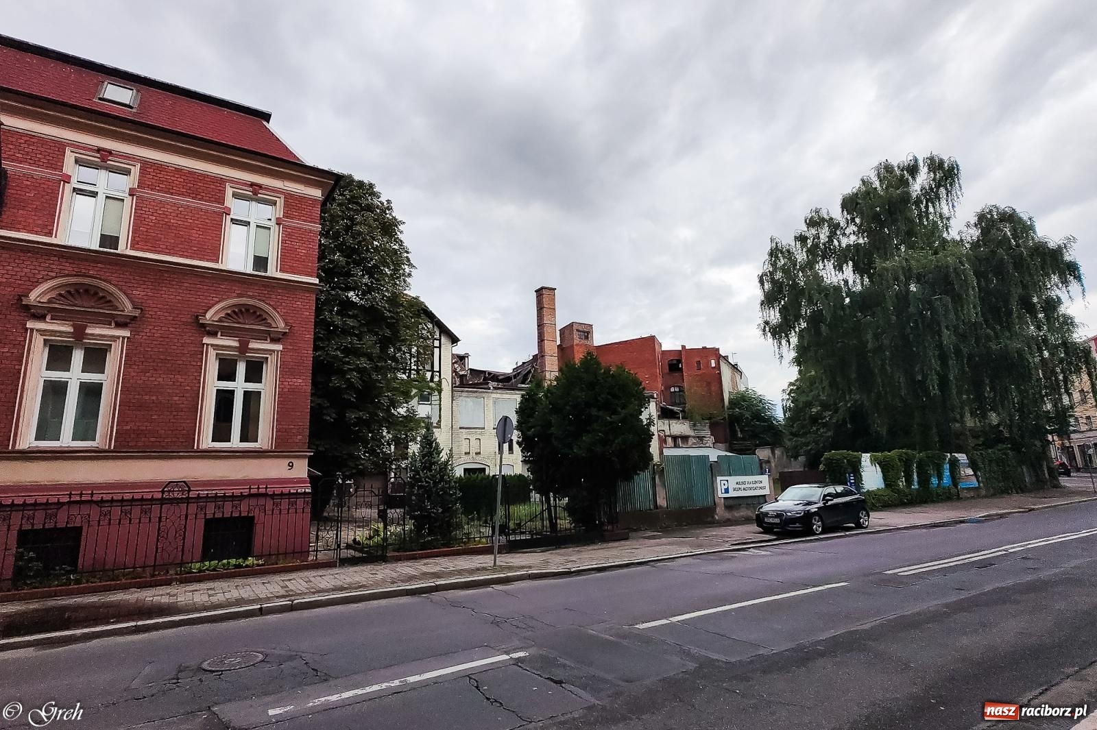 Zdjęcie w galerii na portalu naszraciborz.pl: Dobra i zła wiadomość. Miejska konserwator o odbudowie starej winiarni i szpitala wiadomości z regionu