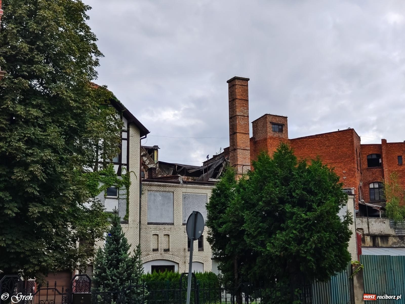 Zdjęcie w galerii na portalu naszraciborz.pl: Dobra i zła wiadomość. Miejska konserwator o odbudowie starej winiarni i szpitala wiadomości z regionu