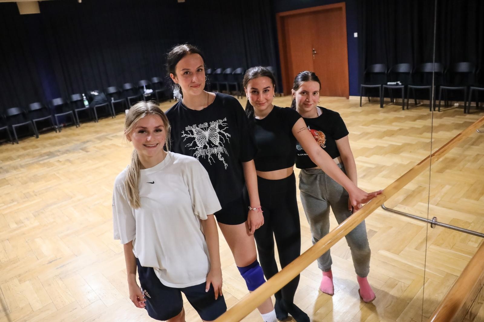 Zdjęcie w galerii na portalu naszraciborz.pl: Taniec współczesny na warsztacie w RCK wiadomości z regionu