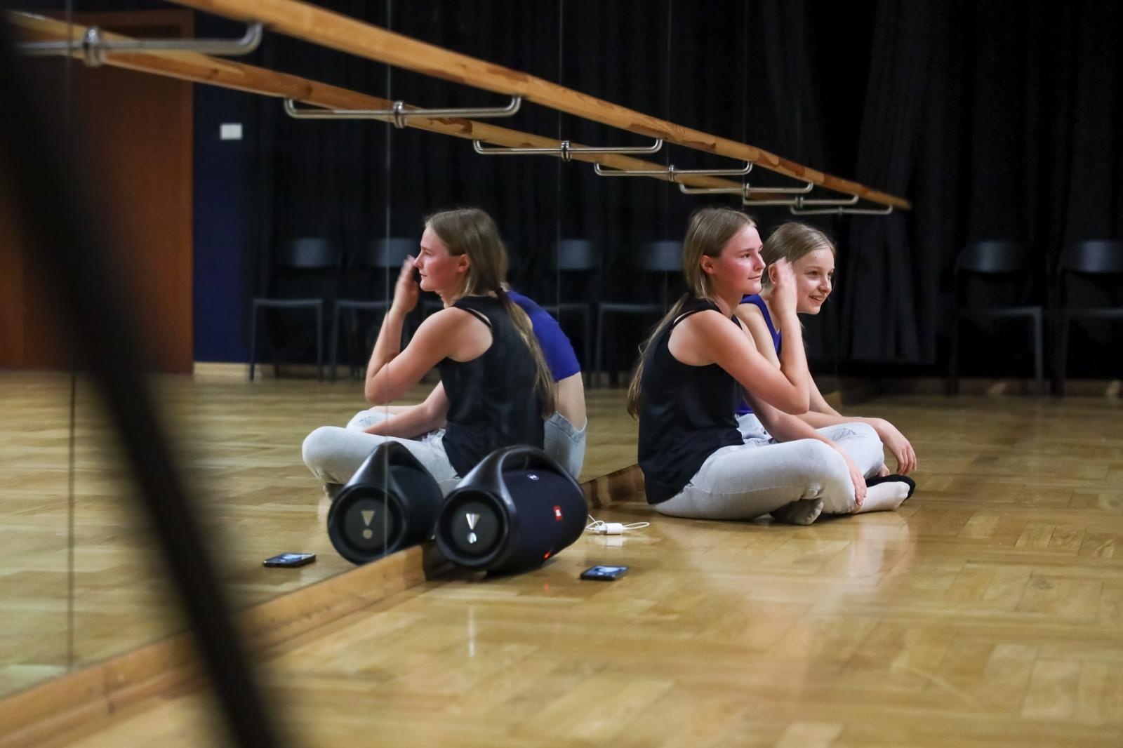 Zdjęcie w galerii na portalu naszraciborz.pl: Taniec współczesny na warsztacie w RCK wiadomości z regionu