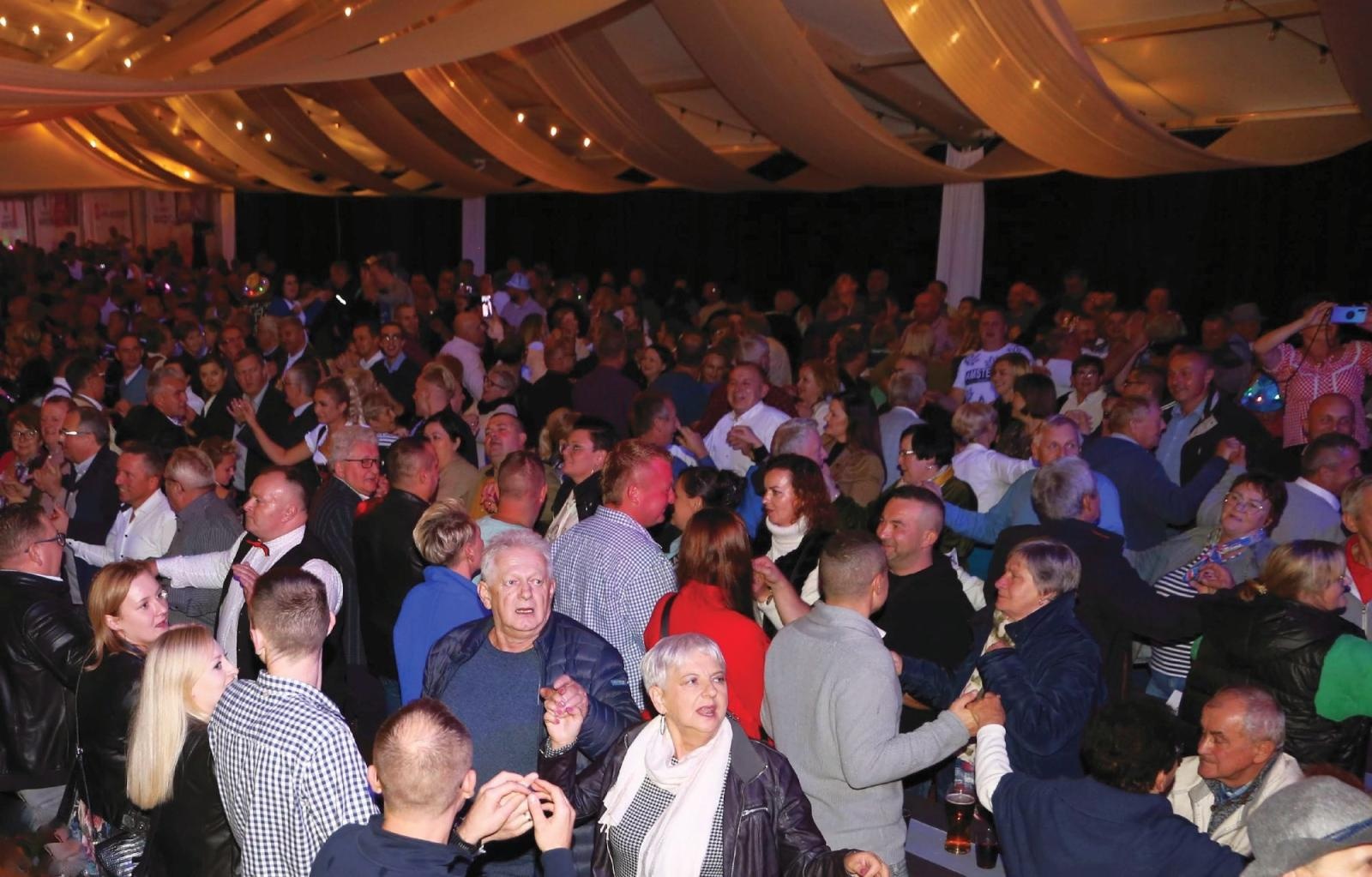 Zdjęcie w galerii na portalu naszraciborz.pl: Szymocicki Octoberfest 2023 w dwóch odsłonach wiadomości z regionu