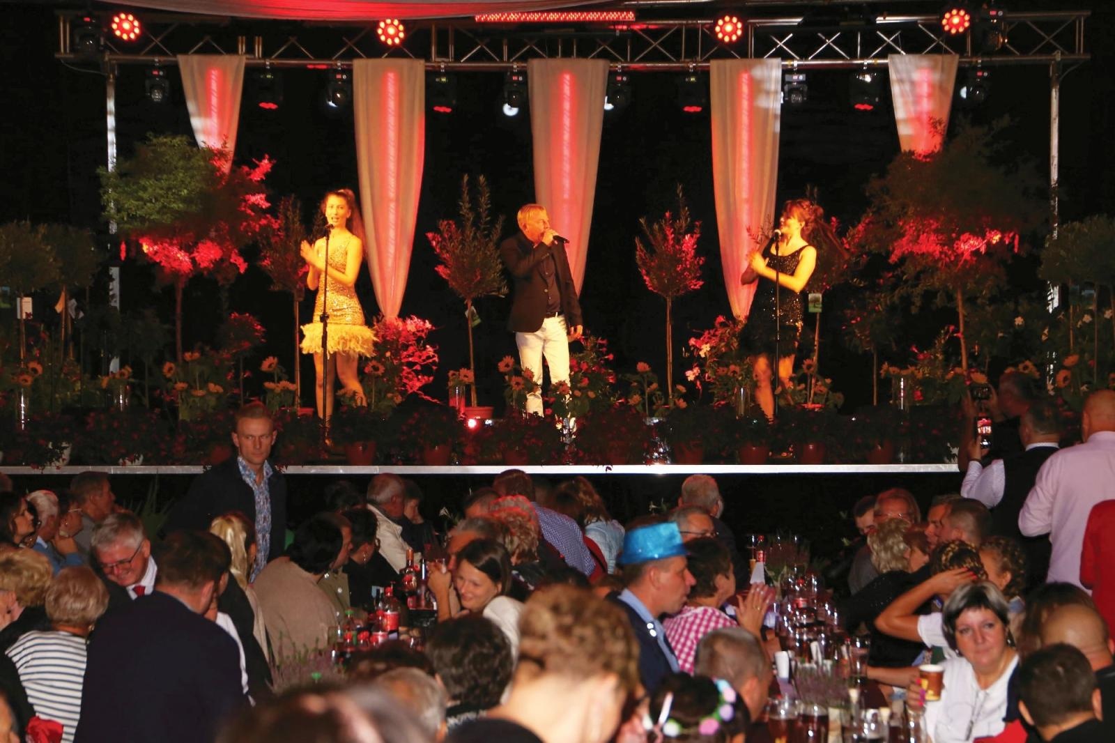 Zdjęcie w galerii na portalu naszraciborz.pl: Szymocicki Octoberfest 2023 w dwóch odsłonach wiadomości z regionu