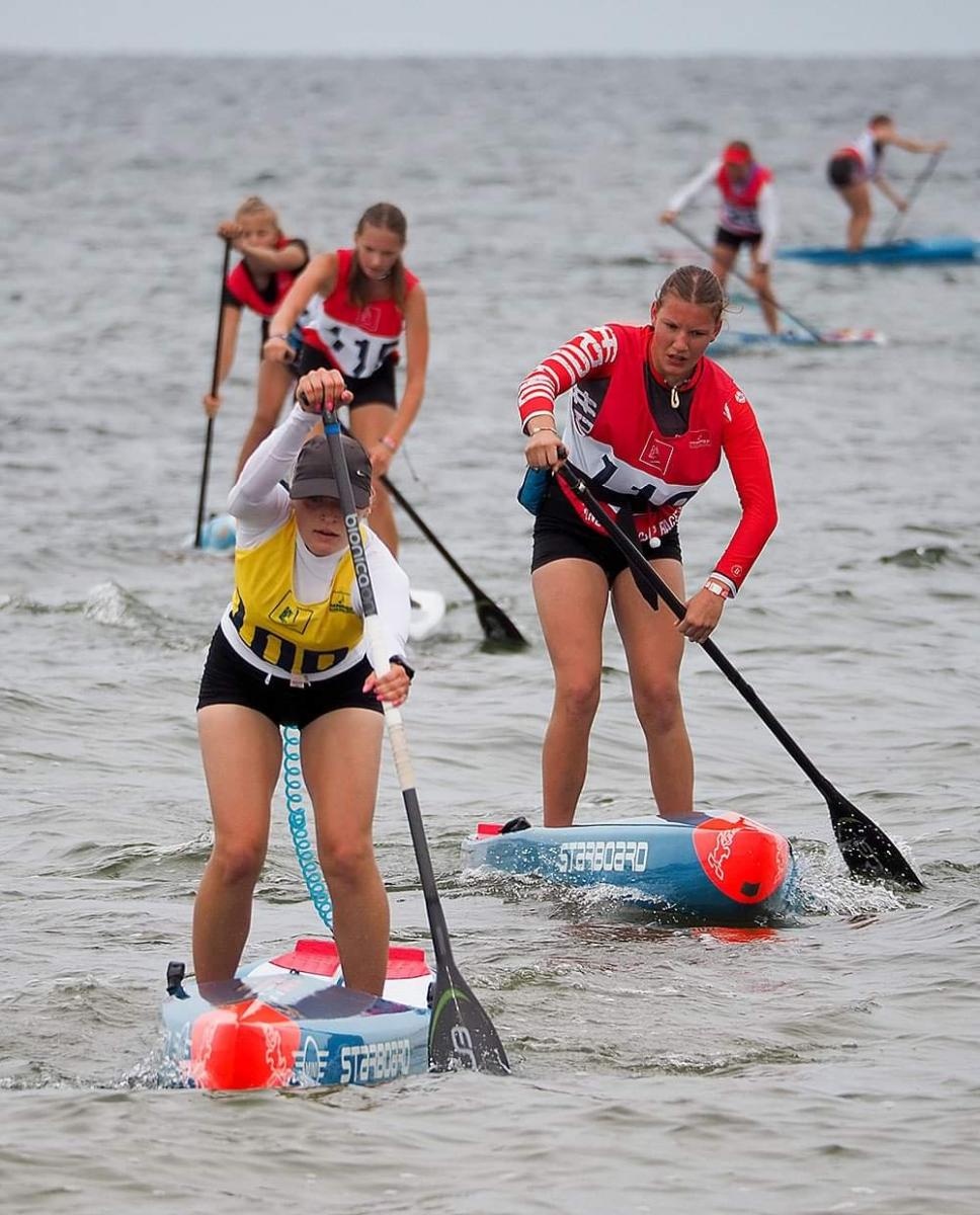 Zdjęcie w galerii na portalu naszraciborz.pl: Raciborzanki na podium Planet Baltic SUP Race wiadomości z regionu