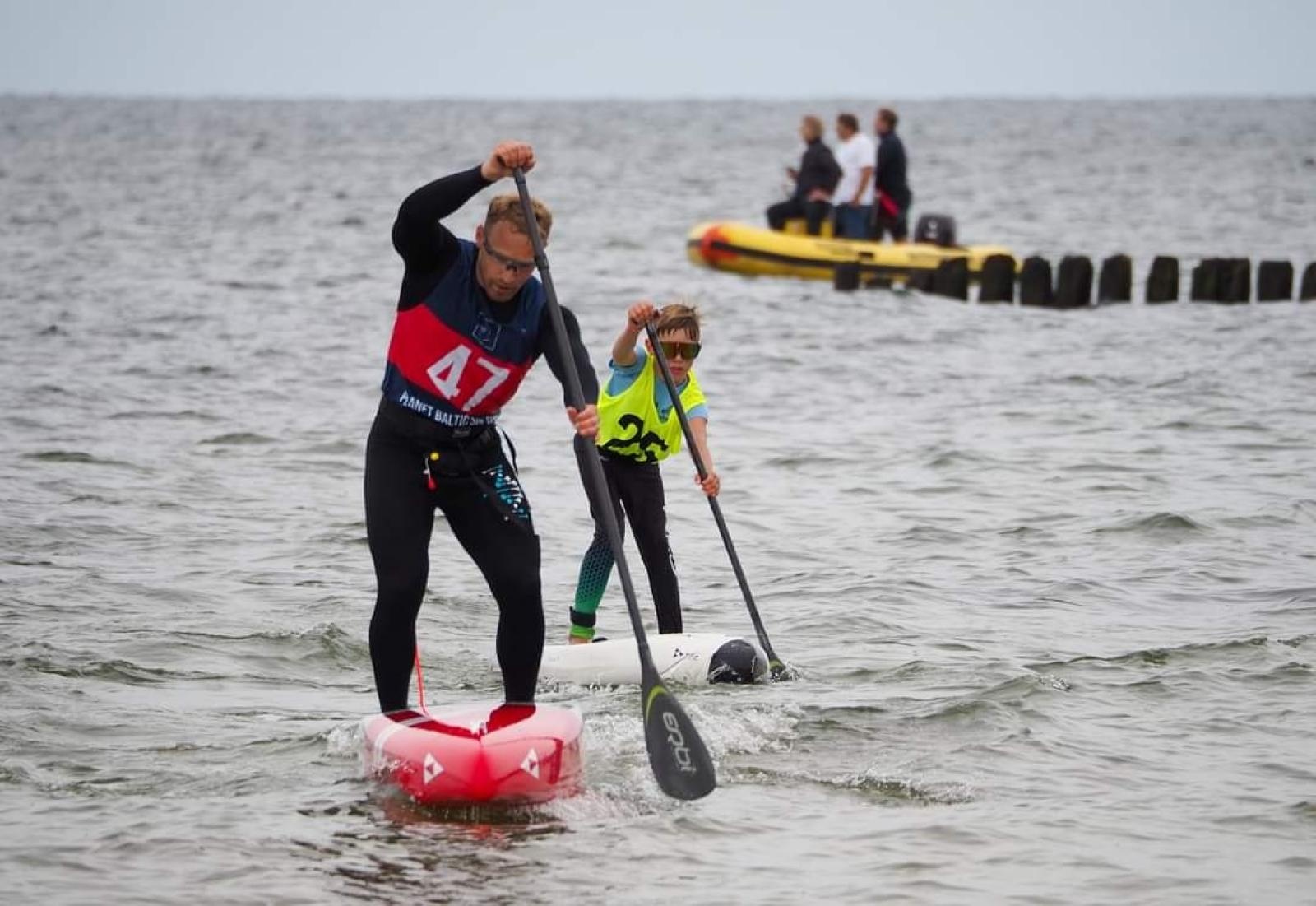 Zdjęcie w galerii na portalu naszraciborz.pl: Raciborzanki na podium Planet Baltic SUP Race wiadomości z regionu