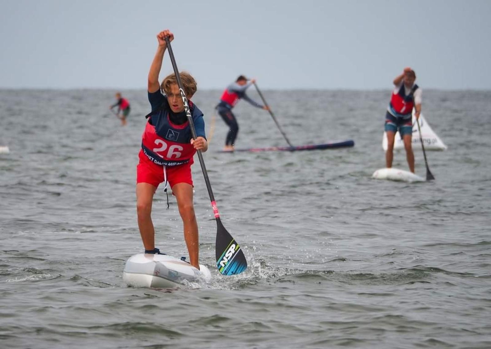 Zdjęcie w galerii na portalu naszraciborz.pl: Raciborzanki na podium Planet Baltic SUP Race wiadomości z regionu