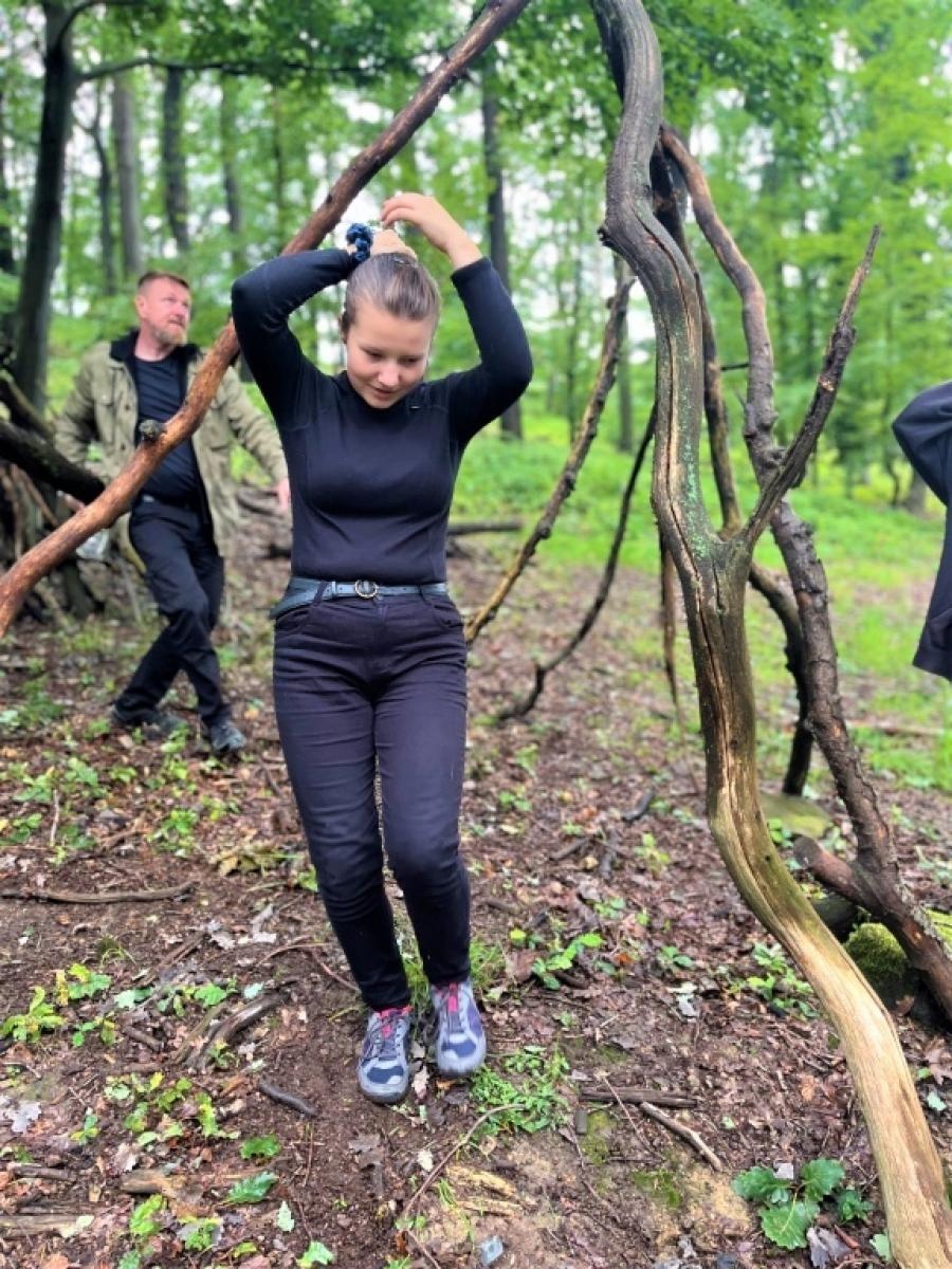 Zdjęcie w galerii na portalu naszraciborz.pl: Młodzież z trzech partnerskich powiatów zgłębiała relację człowiek-las wiadomości z regionu