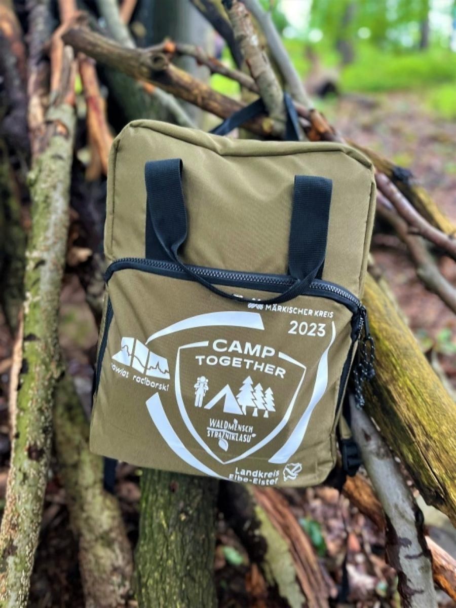 Zdjęcie w galerii na portalu naszraciborz.pl: Młodzież z trzech partnerskich powiatów zgłębiała relację człowiek-las wiadomości z regionu