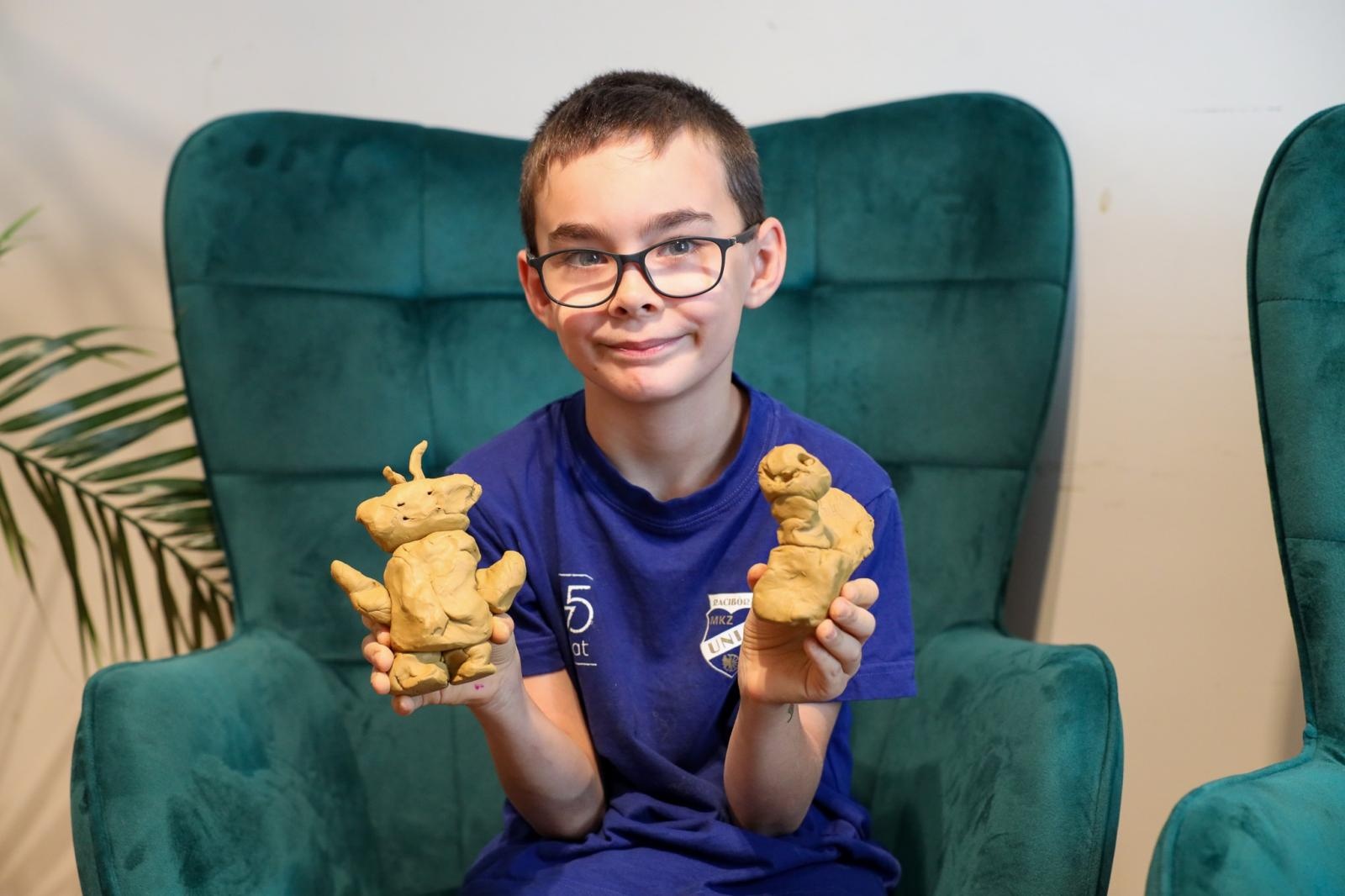 Zdjęcie w galerii na portalu naszraciborz.pl: Wakacje w pracowni rzeźby. Relacja z RCK wiadomości z regionu