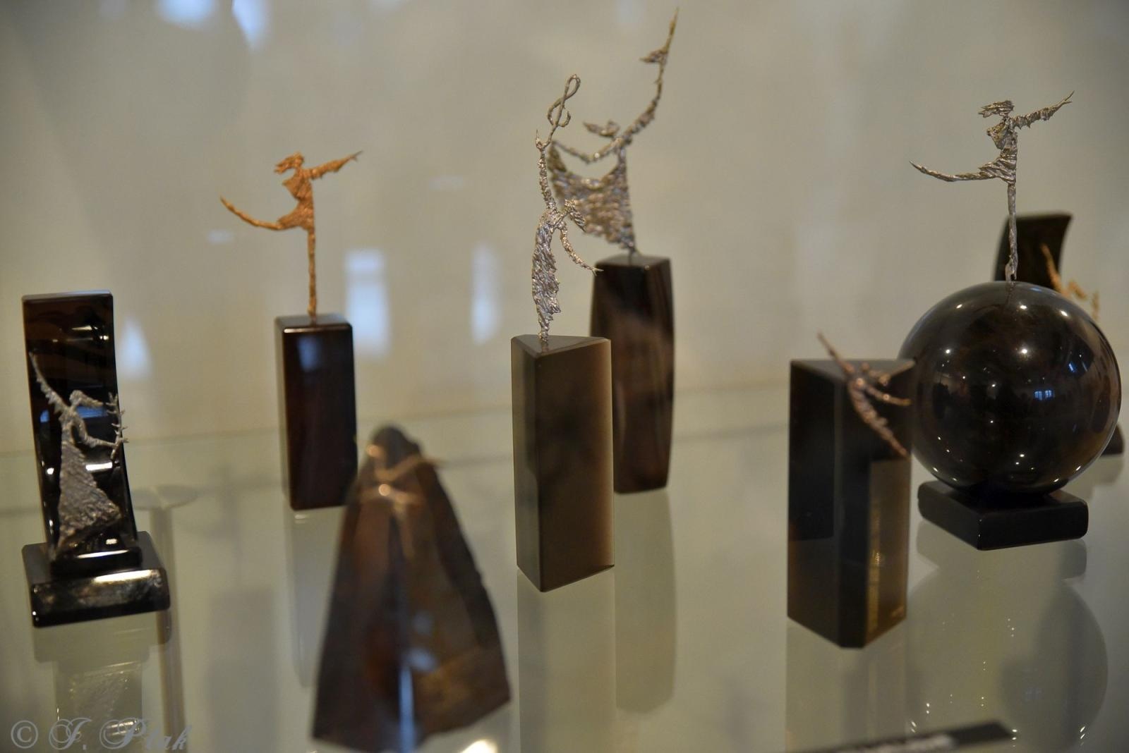 Zdjęcie w galerii na portalu naszraciborz.pl: Misterne kształty z wyobraźni Gurgena Gadachika [FOTO] wiadomości z regionu