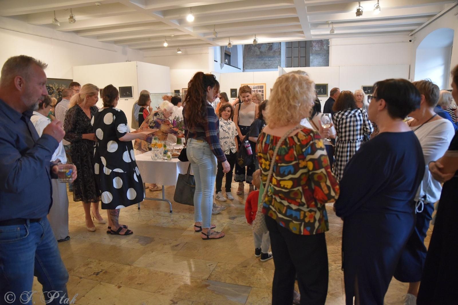 Zdjęcie w galerii na portalu naszraciborz.pl: Misterne kształty z wyobraźni Gurgena Gadachika [FOTO] wiadomości z regionu