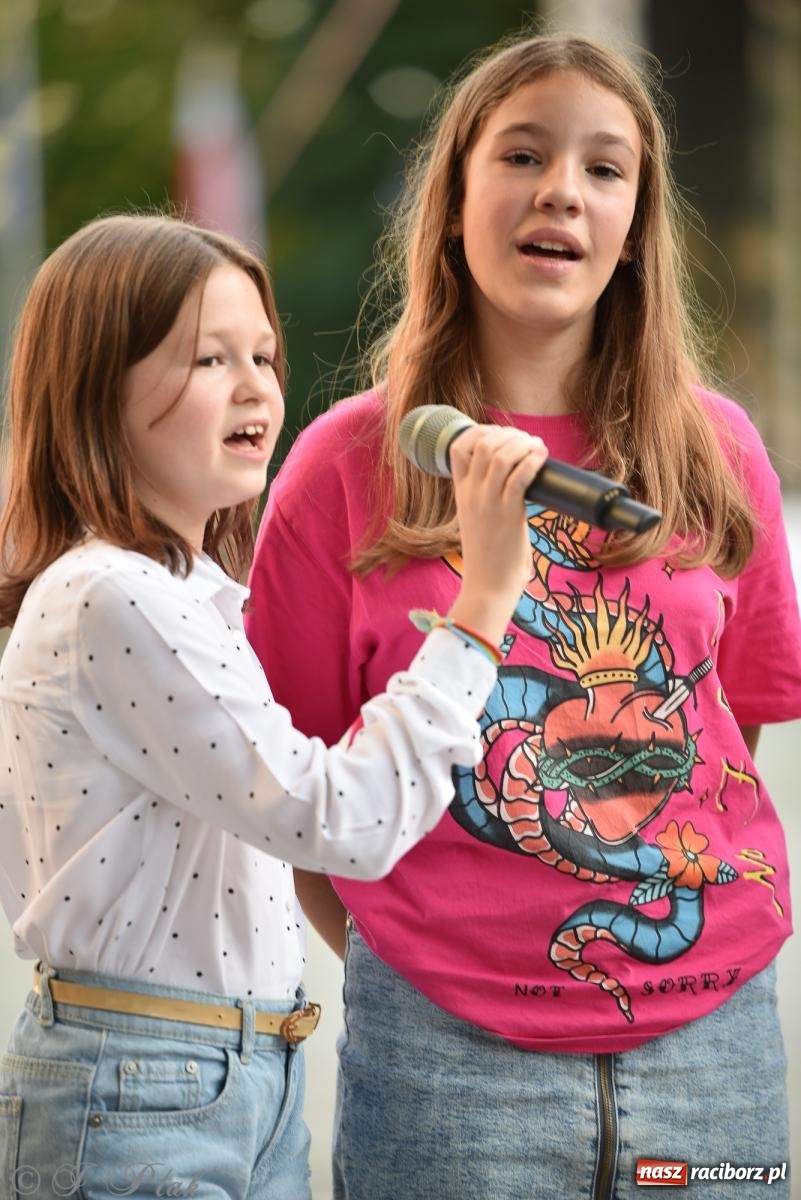 Zdjęcie w galerii na portalu naszraciborz.pl: Wakacyjny koncert na zamku [FOTO i WIDEO] wiadomości z regionu