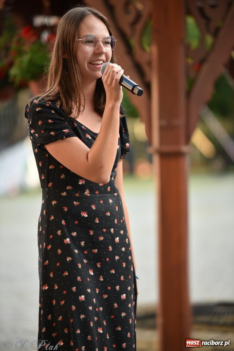 Zdjęcie w galerii na portalu naszraciborz.pl: Wakacyjny koncert na zamku [FOTO i WIDEO] wiadomości z regionu