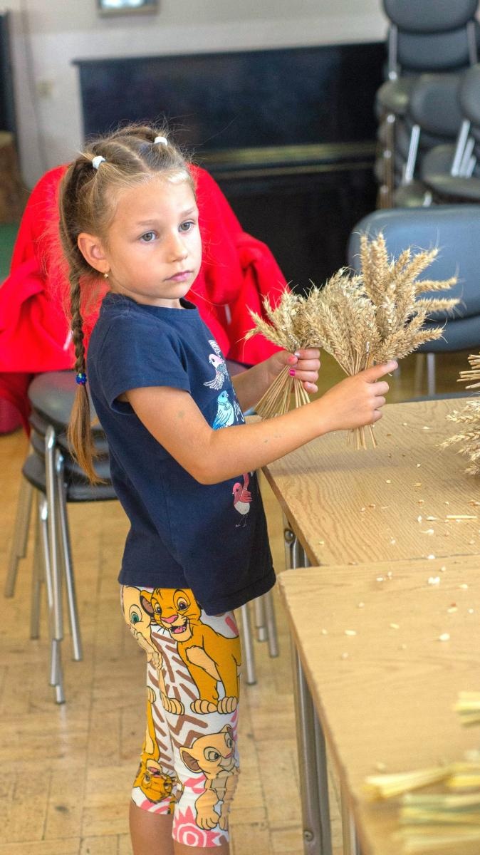 Zdjęcie w galerii na portalu naszraciborz.pl: Bez plastiku i sztucznych kwiatów. W Bojanowie przygotowali już koronę żniwną [FOTO] wiadomości z regionu