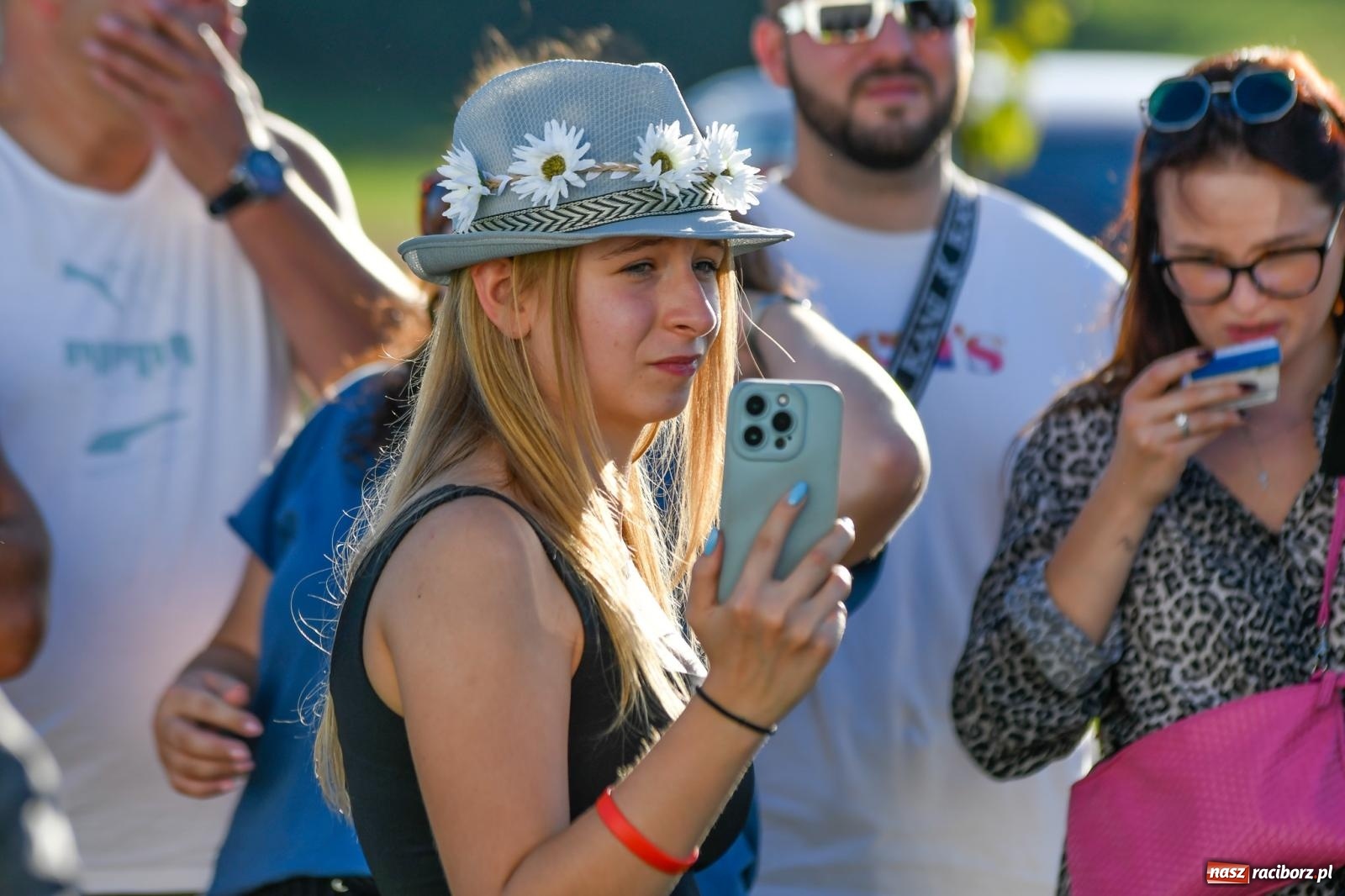 Zdjęcie w galerii na portalu naszraciborz.pl: W farmerach siła, czyli BamberParty 2023 w Grzegorzowicach [FOTO i WIDEO] wiadomości z regionu