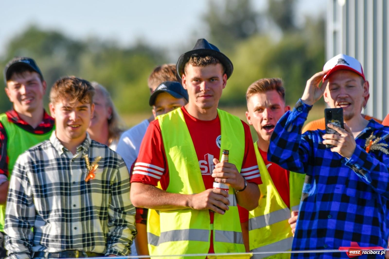 Zdjęcie w galerii na portalu naszraciborz.pl: W farmerach siła, czyli BamberParty 2023 w Grzegorzowicach [FOTO i WIDEO] wiadomości z regionu