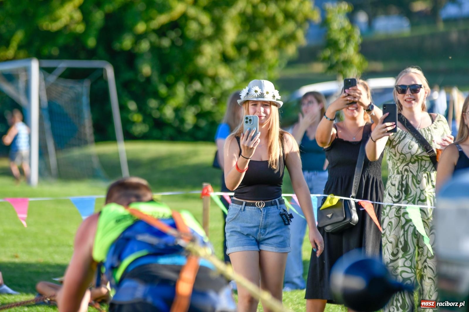 Zdjęcie w galerii na portalu naszraciborz.pl: W farmerach siła, czyli BamberParty 2023 w Grzegorzowicach [FOTO i WIDEO] wiadomości z regionu