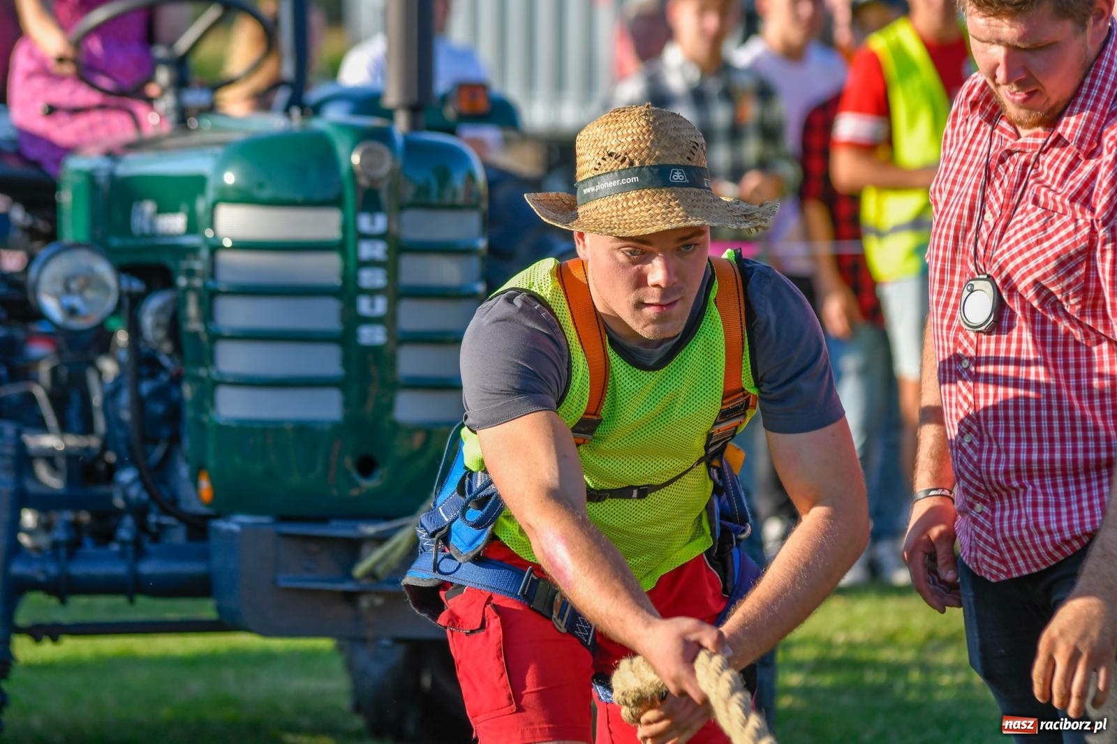 Zdjęcie w galerii na portalu naszraciborz.pl: W farmerach siła, czyli BamberParty 2023 w Grzegorzowicach [FOTO i WIDEO] wiadomości z regionu
