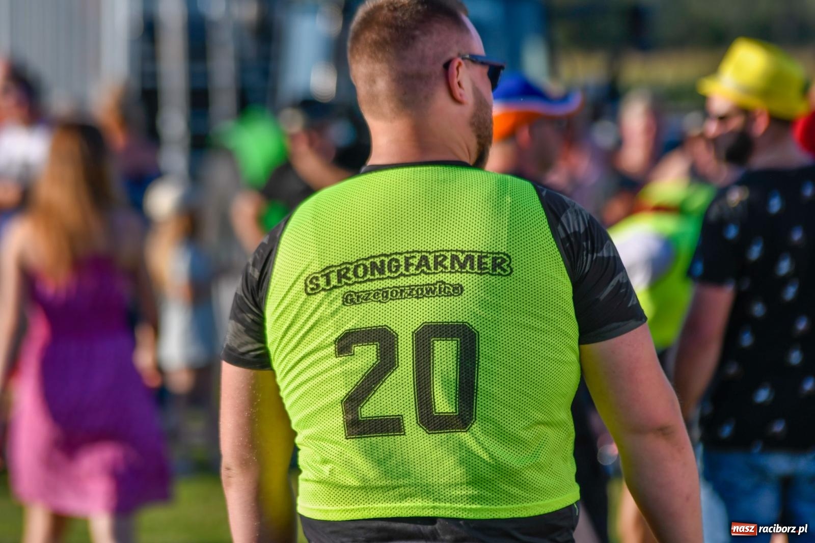 Zdjęcie w galerii na portalu naszraciborz.pl: W farmerach siła, czyli BamberParty 2023 w Grzegorzowicach [FOTO i WIDEO] wiadomości z regionu