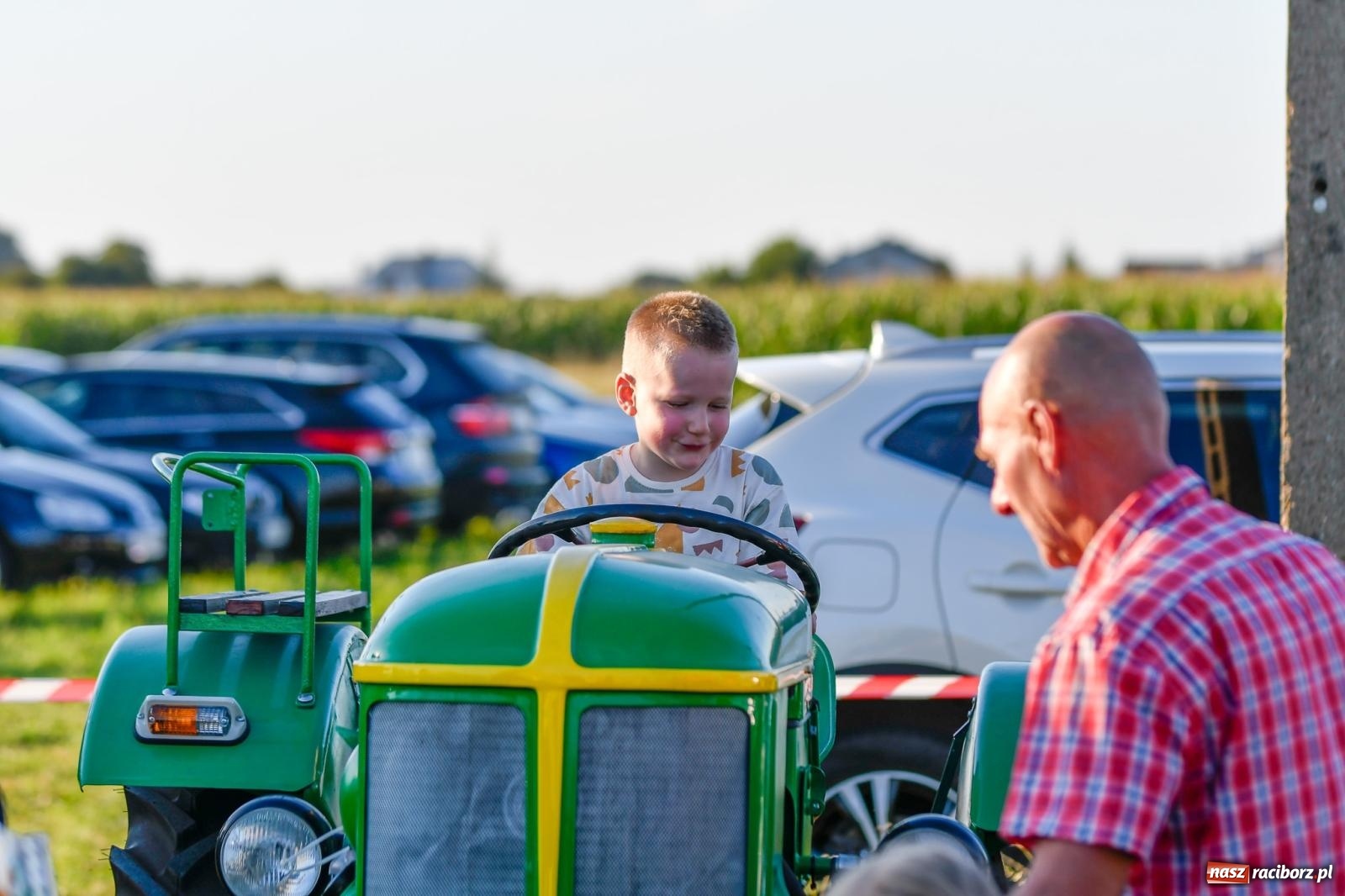 Zdjęcie w galerii na portalu naszraciborz.pl: W farmerach siła, czyli BamberParty 2023 w Grzegorzowicach [FOTO i WIDEO] wiadomości z regionu