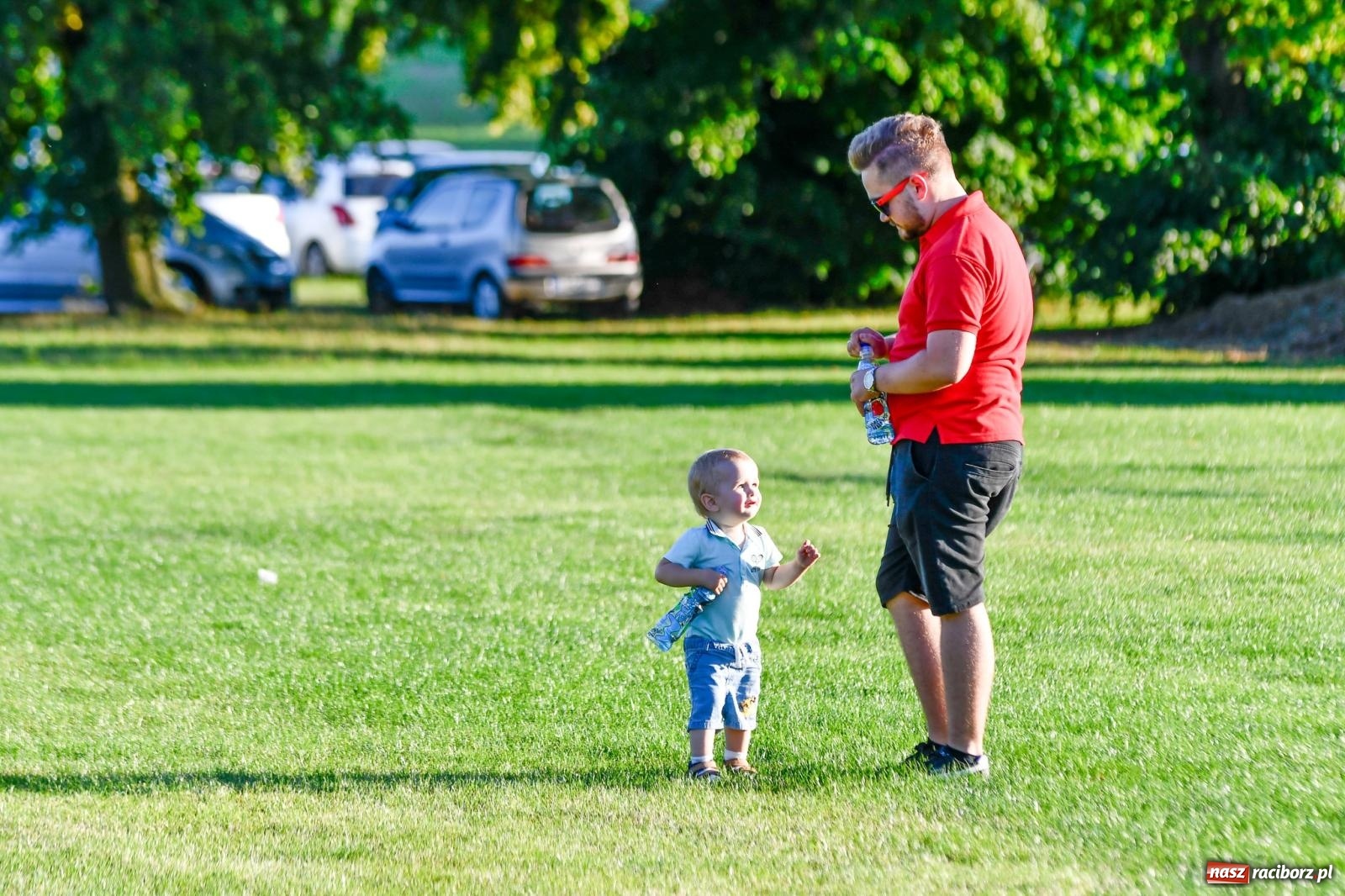 Zdjęcie w galerii na portalu naszraciborz.pl: W farmerach siła, czyli BamberParty 2023 w Grzegorzowicach [FOTO i WIDEO] wiadomości z regionu