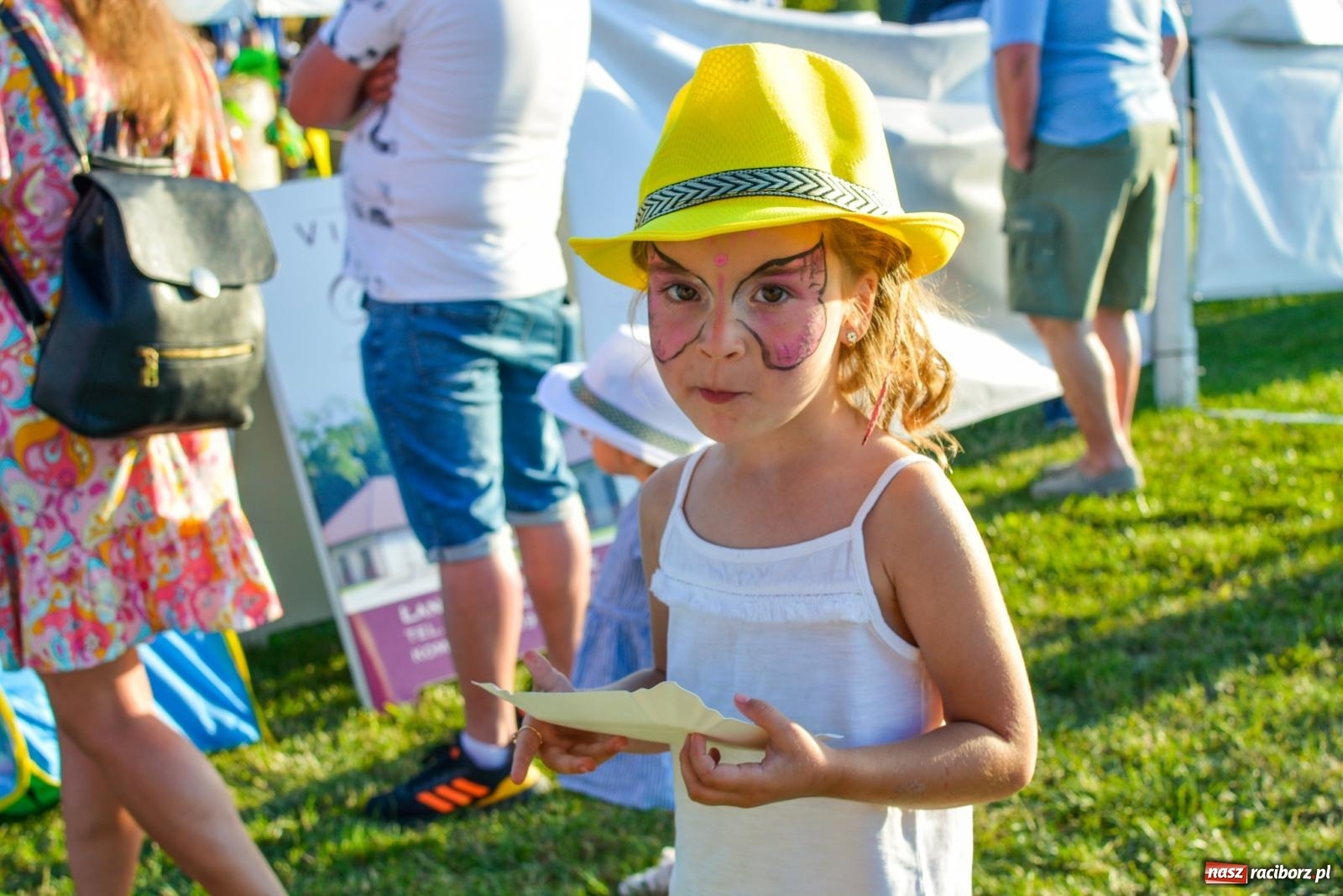 Zdjęcie w galerii na portalu naszraciborz.pl: W farmerach siła, czyli BamberParty 2023 w Grzegorzowicach [FOTO i WIDEO] wiadomości z regionu