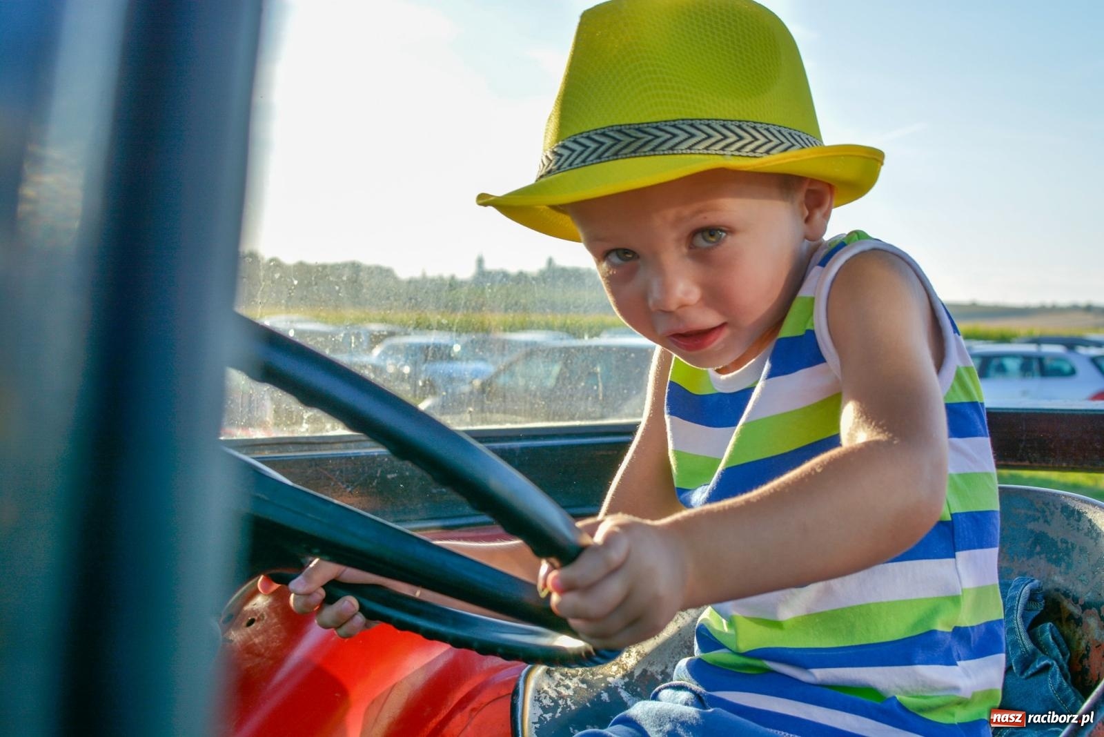 Zdjęcie w galerii na portalu naszraciborz.pl: W farmerach siła, czyli BamberParty 2023 w Grzegorzowicach [FOTO i WIDEO] wiadomości z regionu