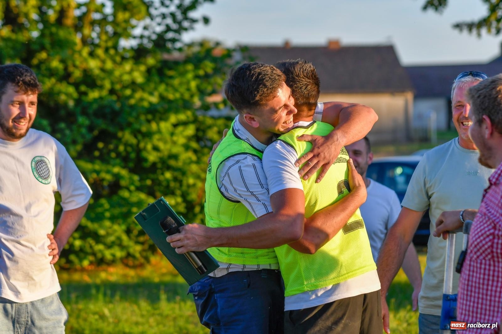 Zdjęcie w galerii na portalu naszraciborz.pl: W farmerach siła, czyli BamberParty 2023 w Grzegorzowicach [FOTO i WIDEO] wiadomości z regionu