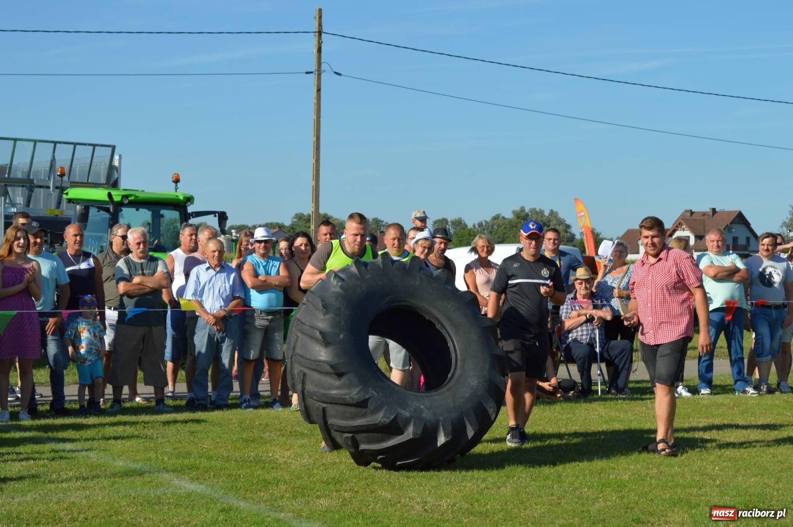 Zdjęcie w galerii na portalu naszraciborz.pl: W farmerach siła, czyli BamberParty 2023 w Grzegorzowicach [FOTO i WIDEO] wiadomości z regionu