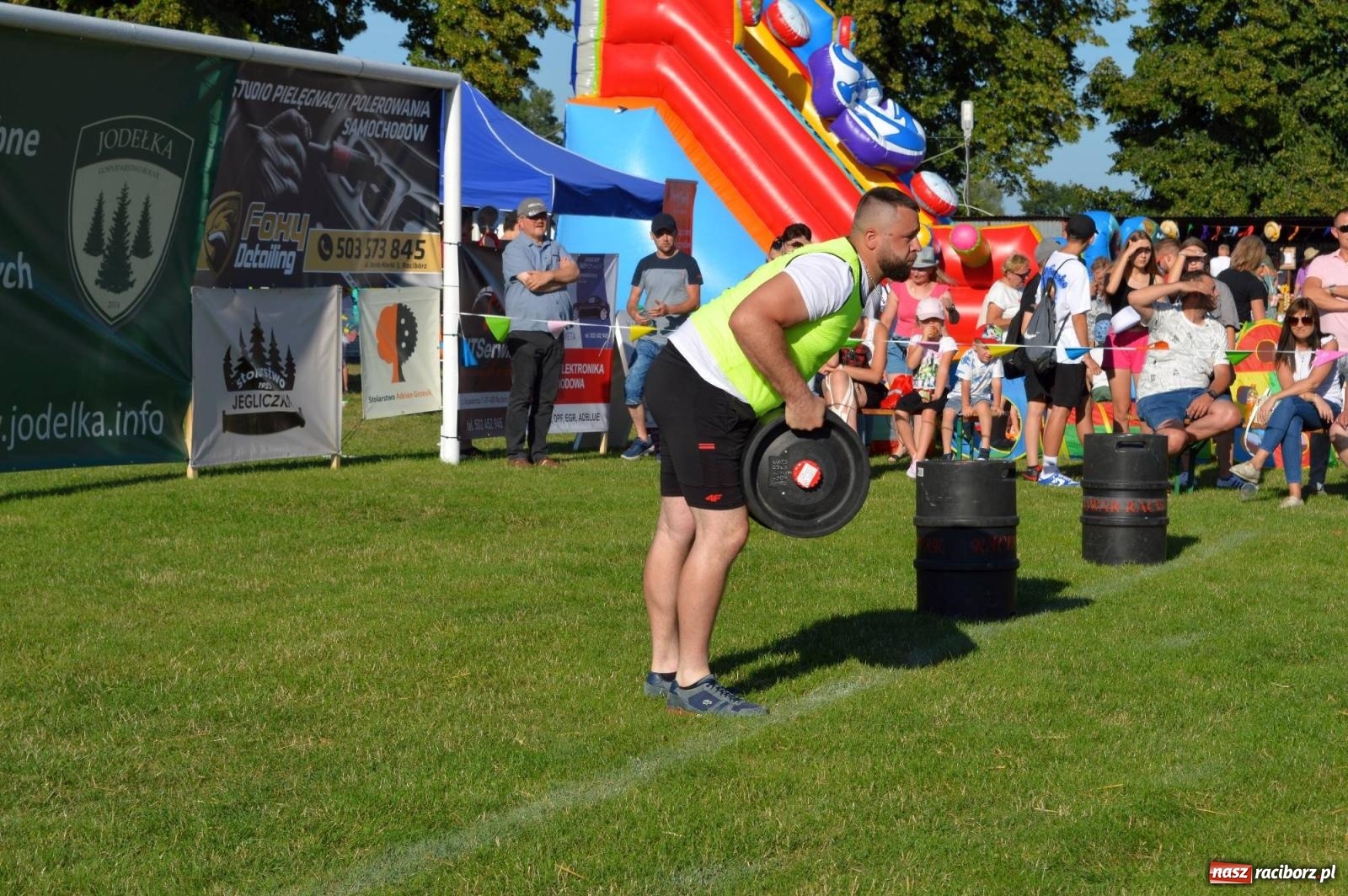 Zdjęcie w galerii na portalu naszraciborz.pl: W farmerach siła, czyli BamberParty 2023 w Grzegorzowicach [FOTO i WIDEO] wiadomości z regionu
