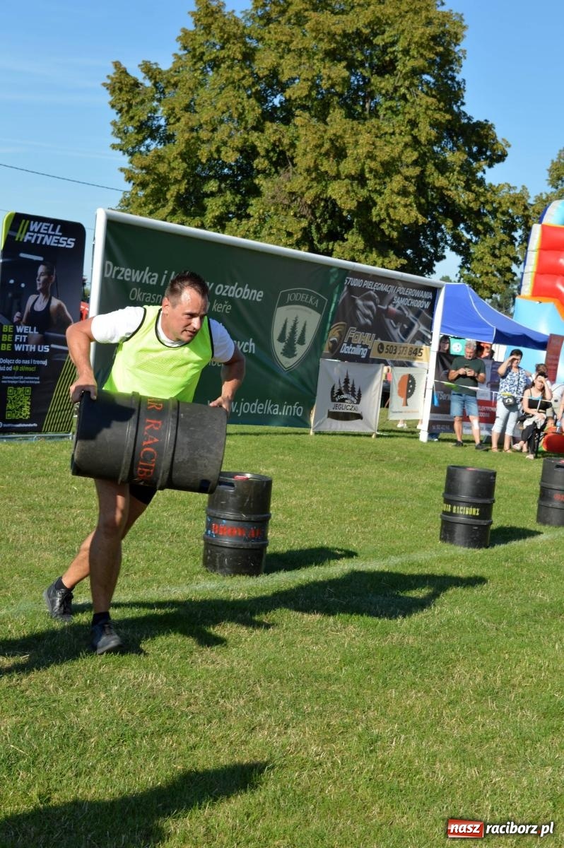 Zdjęcie w galerii na portalu naszraciborz.pl: W farmerach siła, czyli BamberParty 2023 w Grzegorzowicach [FOTO i WIDEO] wiadomości z regionu